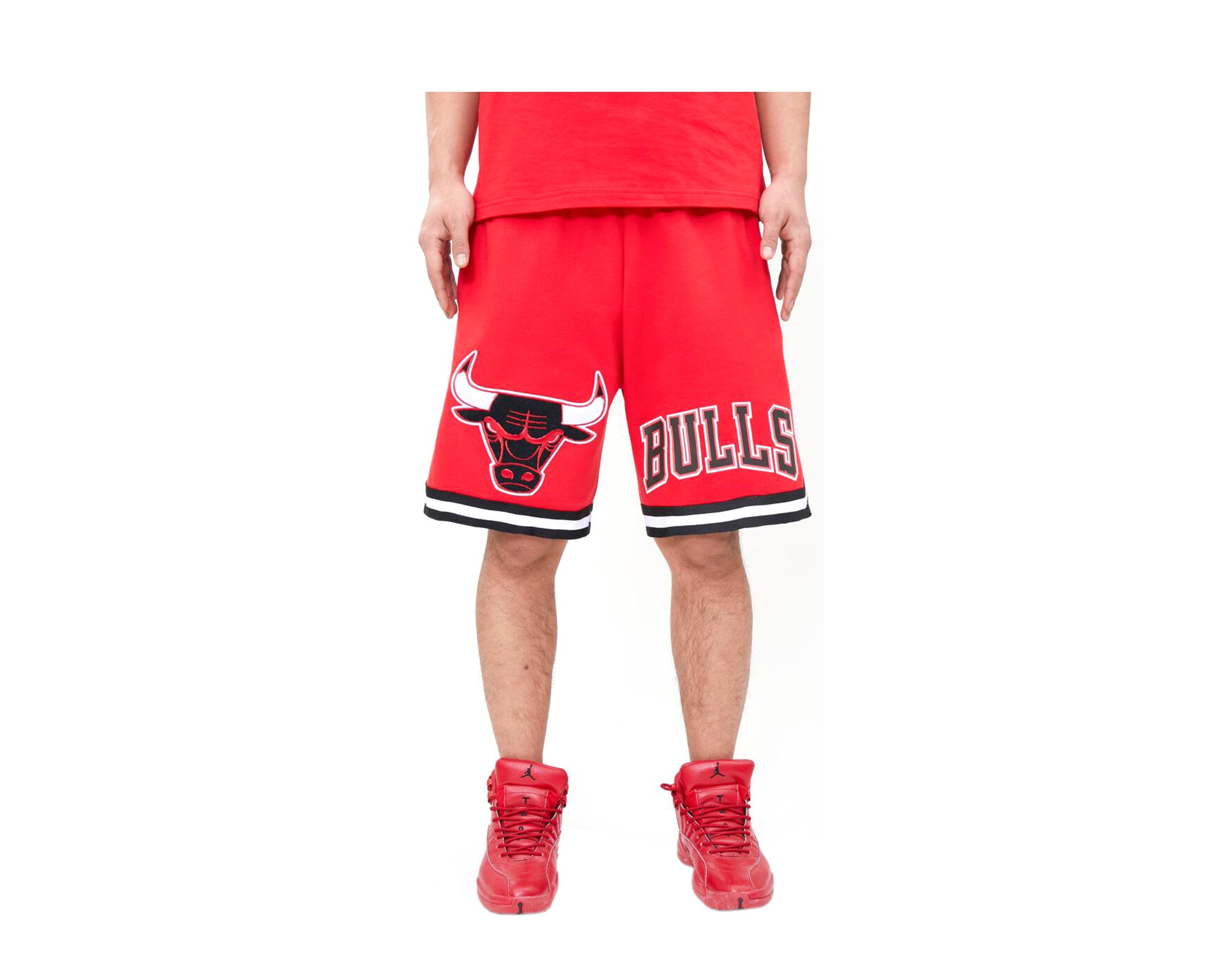 Men Team Basketball Shorts Just Don Bulls Size: XL 