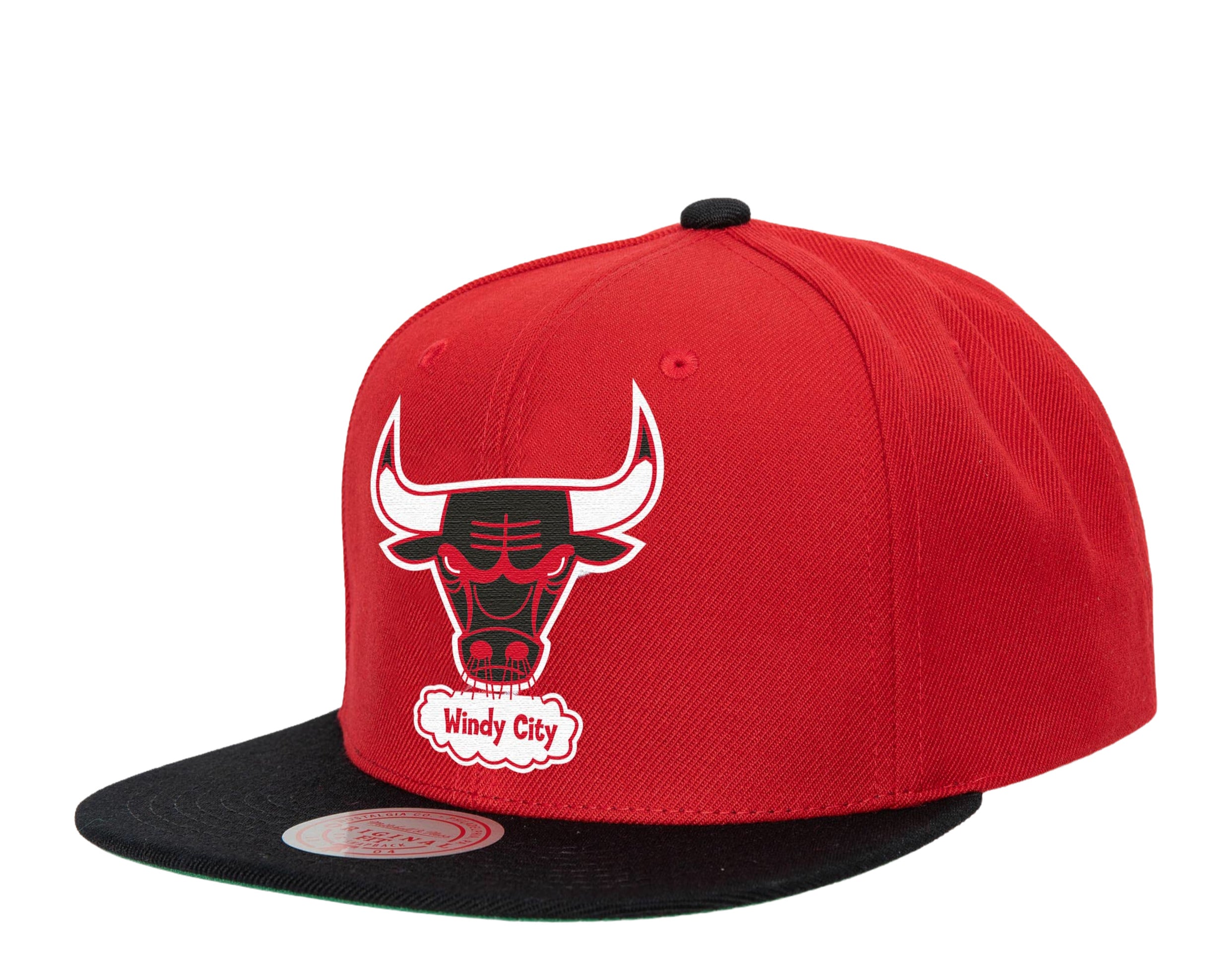 MITCHELL & NESS - Men - Chicago Bulls Tri Color Crewneck - Red