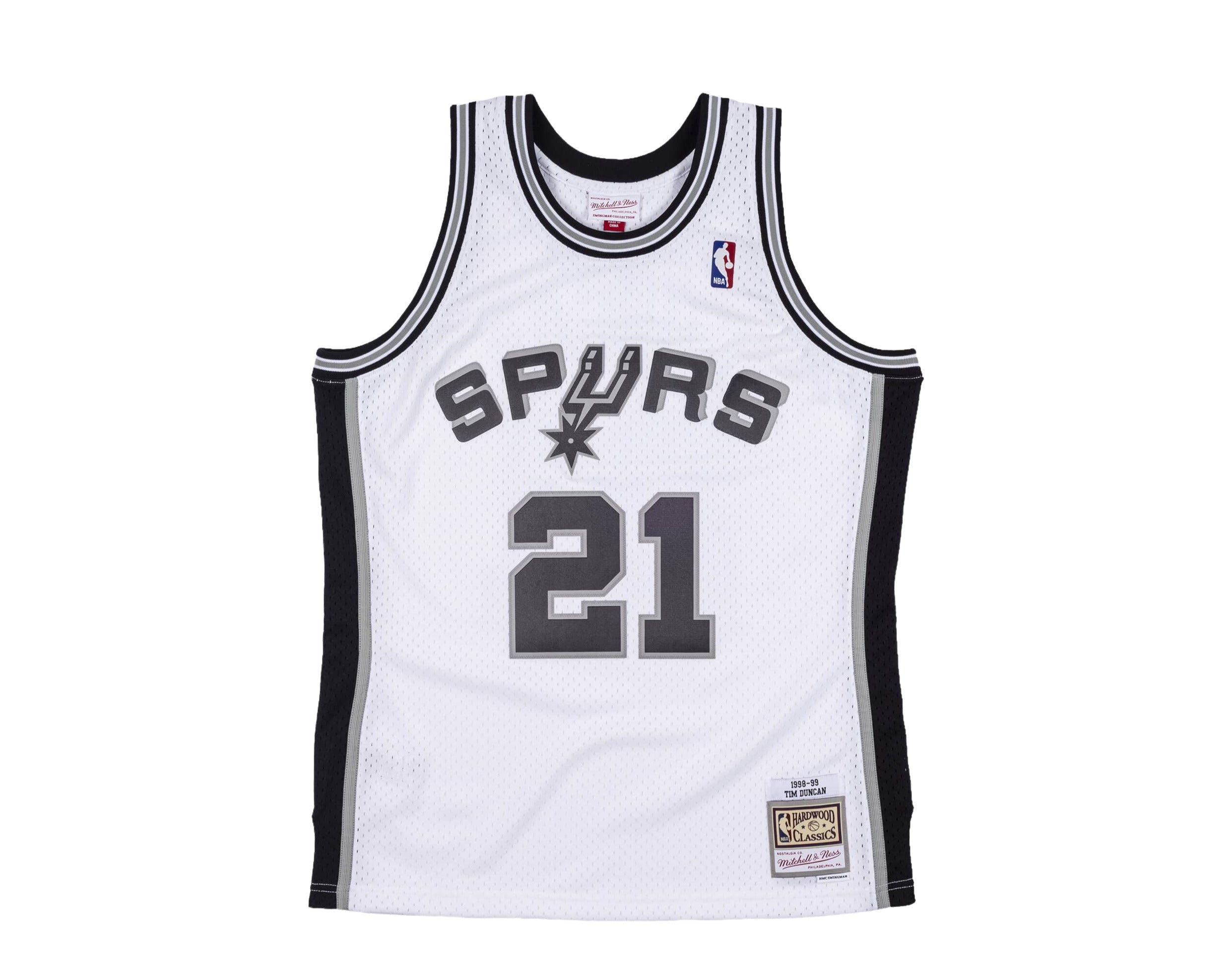 Mitchell & Ness Men's San Antonio Spurs Reload Player T-Shirt Tim