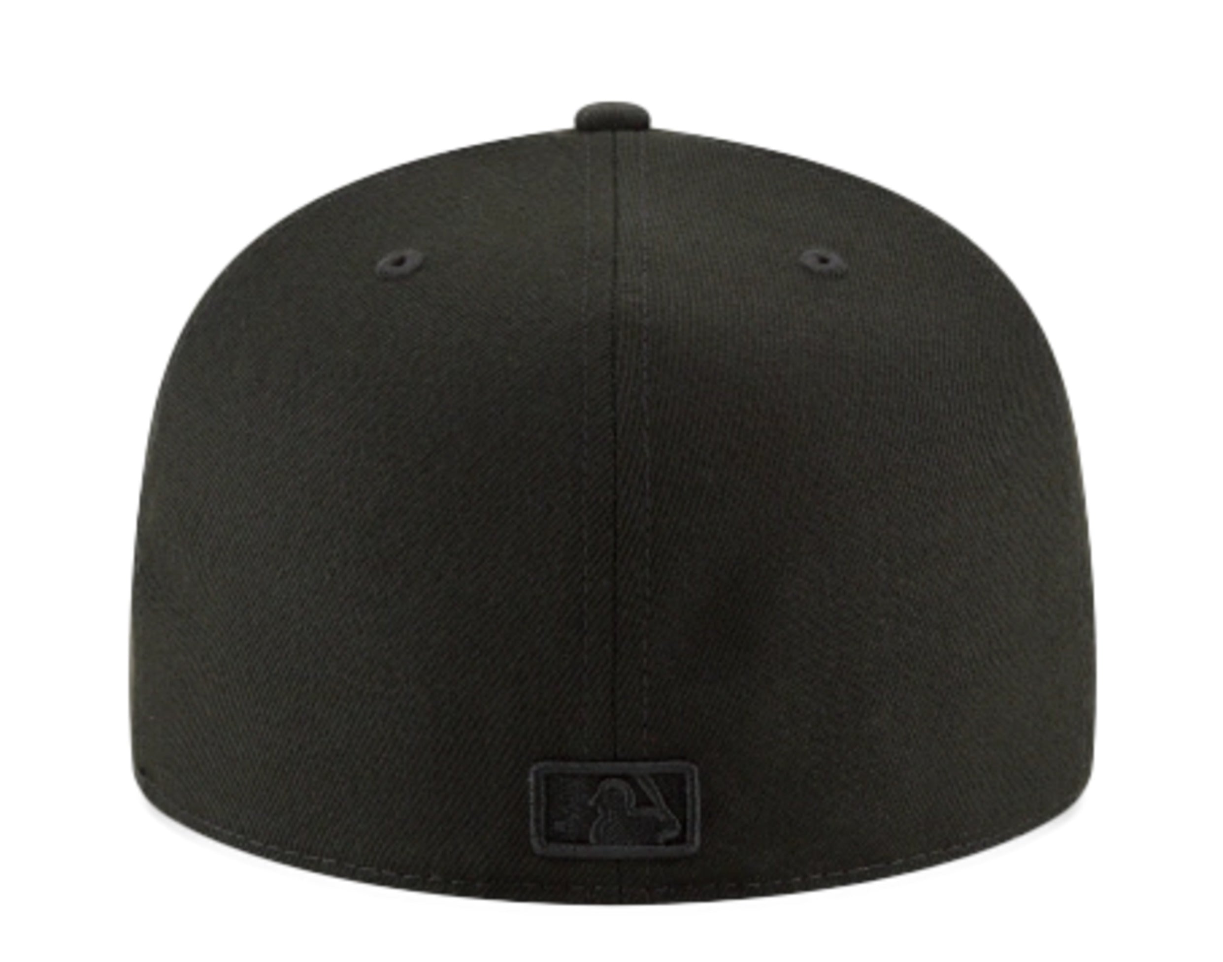 New Era 59Fifty MLB New York Yankees Blackout Basic Fitted Hat