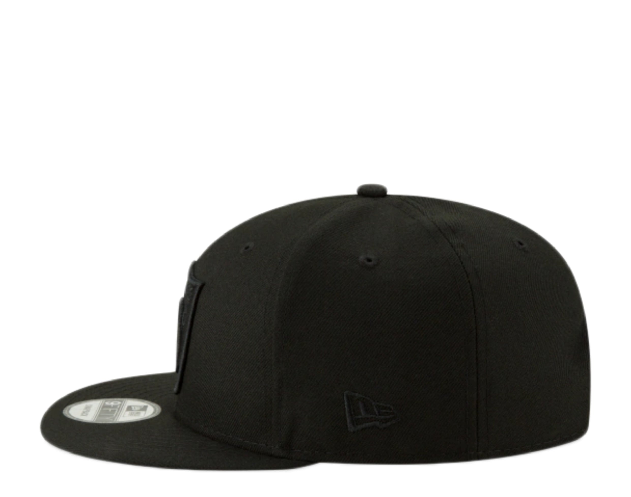 New Era 9Fifty NFL Las Vegas Raiders Black on Black Basic Snapback Hat