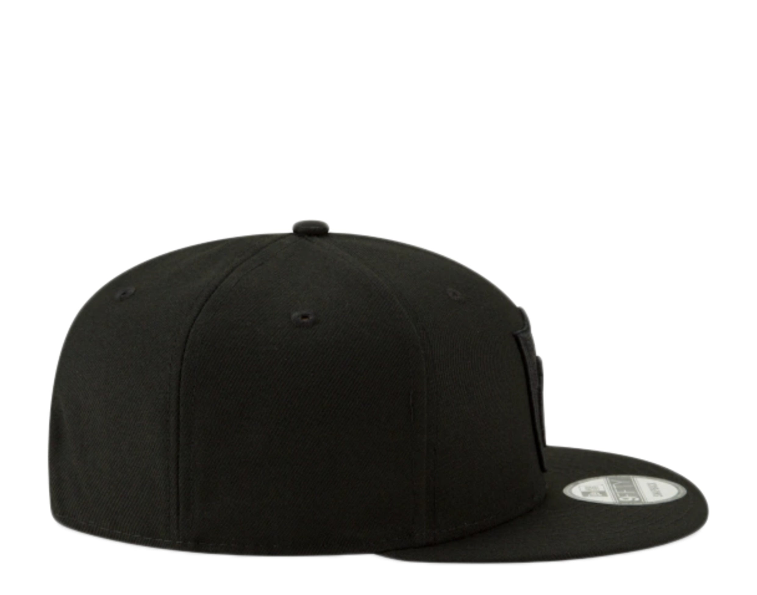 New Era 9Fifty NFL Las Vegas Raiders Black on Black Basic Snapback Hat