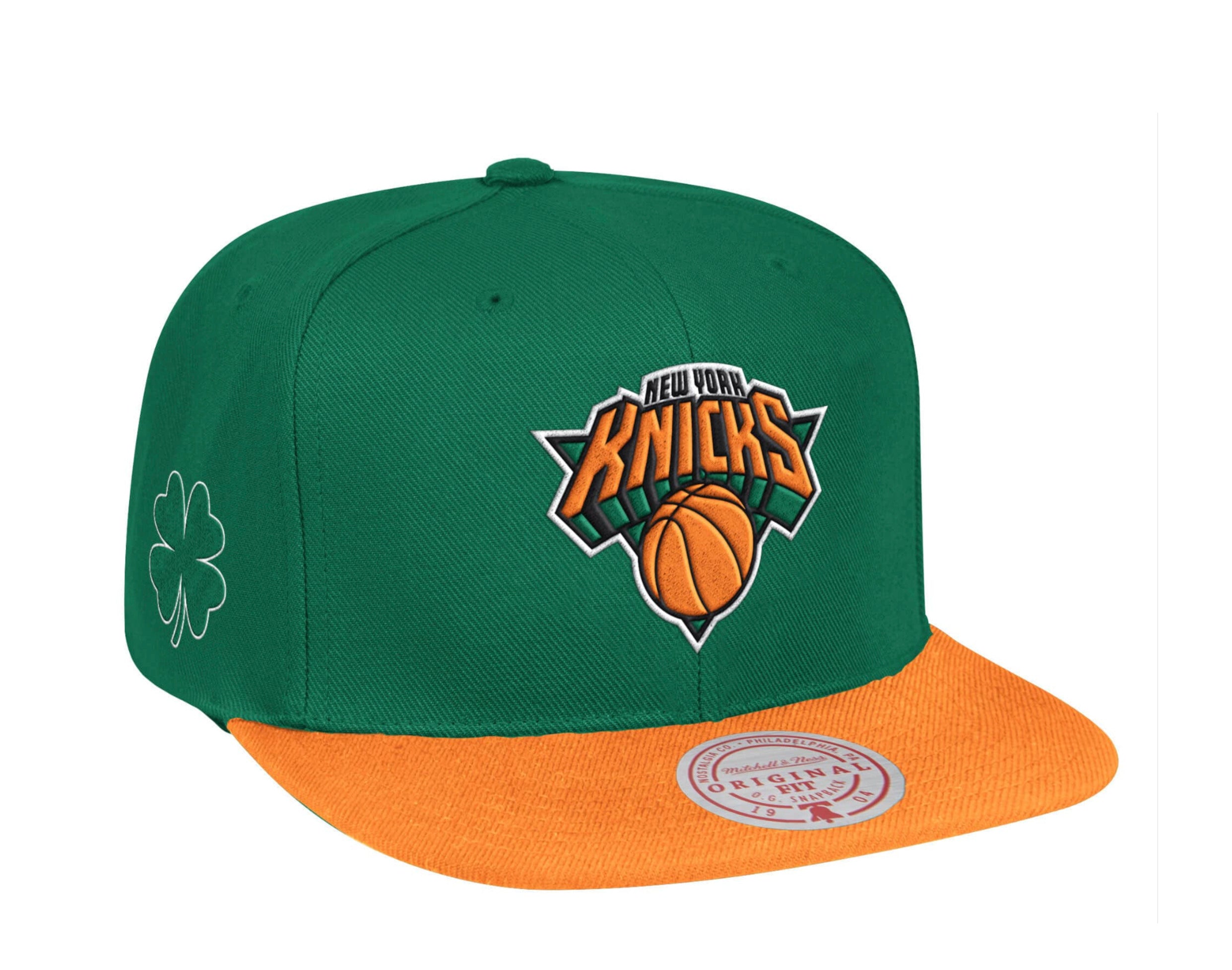 Mitchell & Ness New York Knicks St. Patrick's Day Team Snapback Hat –  NYCMode