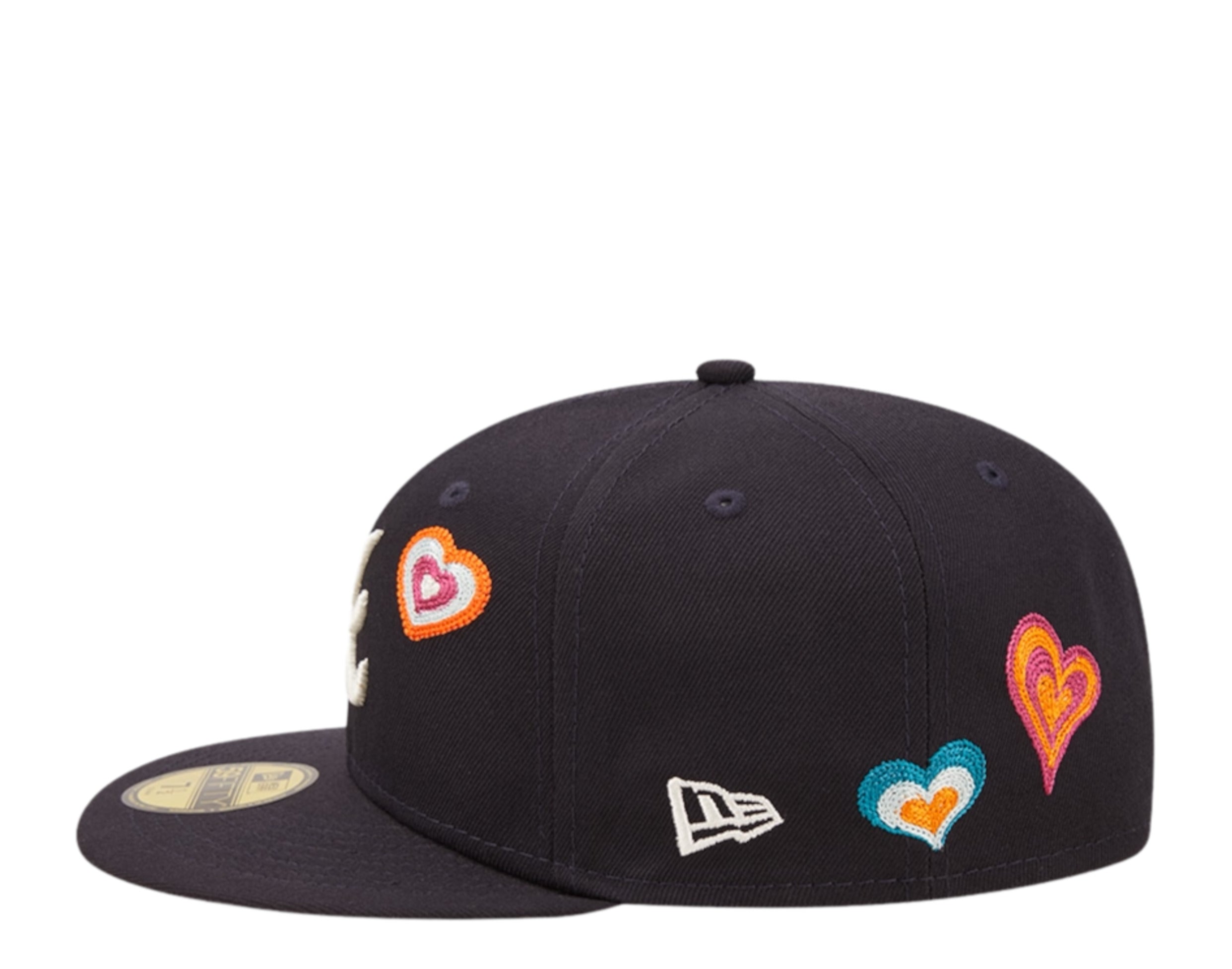 New Era 59Fifty MLB Atlanta Braves Chain Stitch Heart Fitted Hat W/ Pink Undervisor