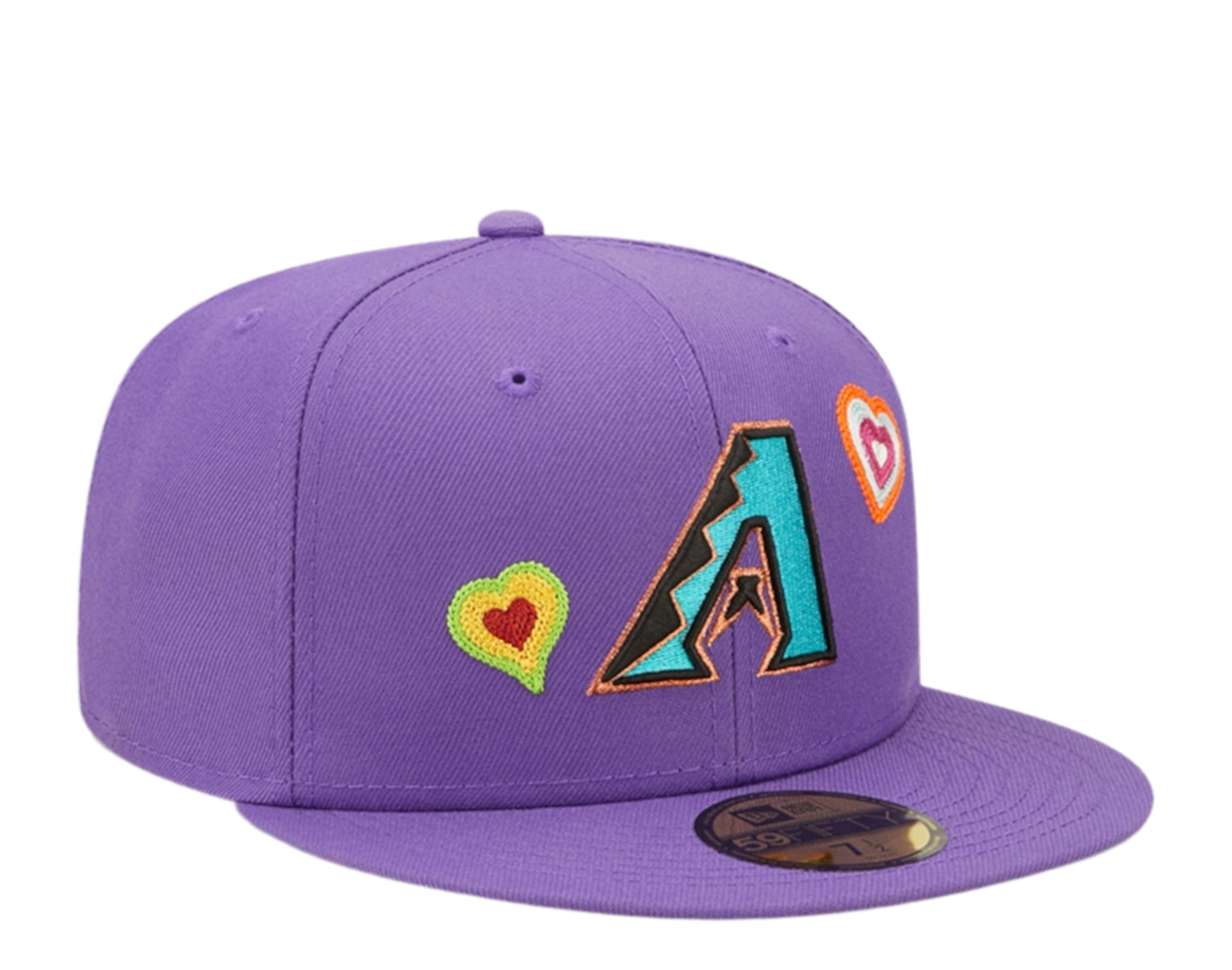 Golden State Lakers CHAIN STITCH HEARTS Black Fitted Hat