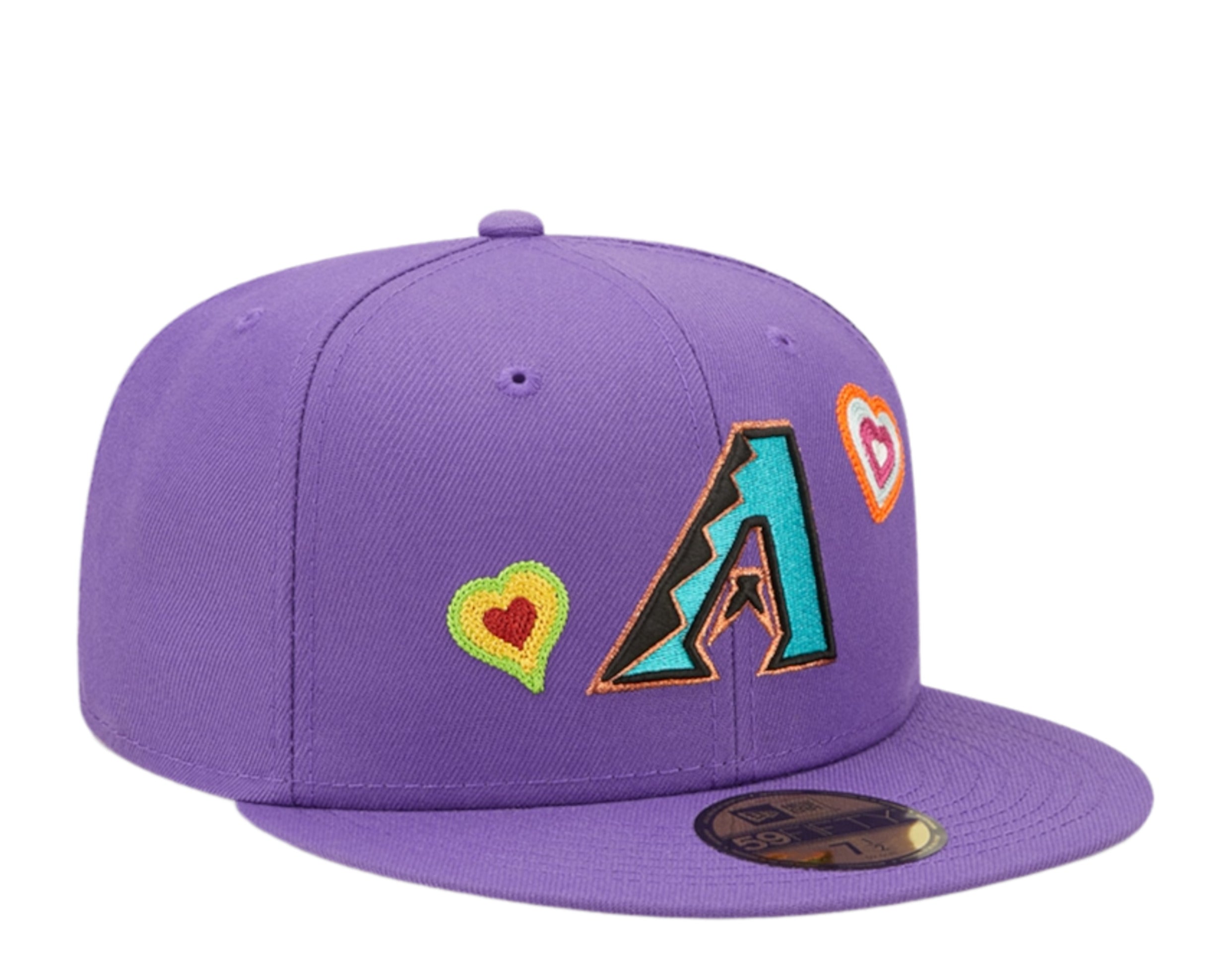 New Era 59Fifty MLB Arizona Diamondbacks Chain Stitch Heart Fitted Hat W/ Pink Undervisor