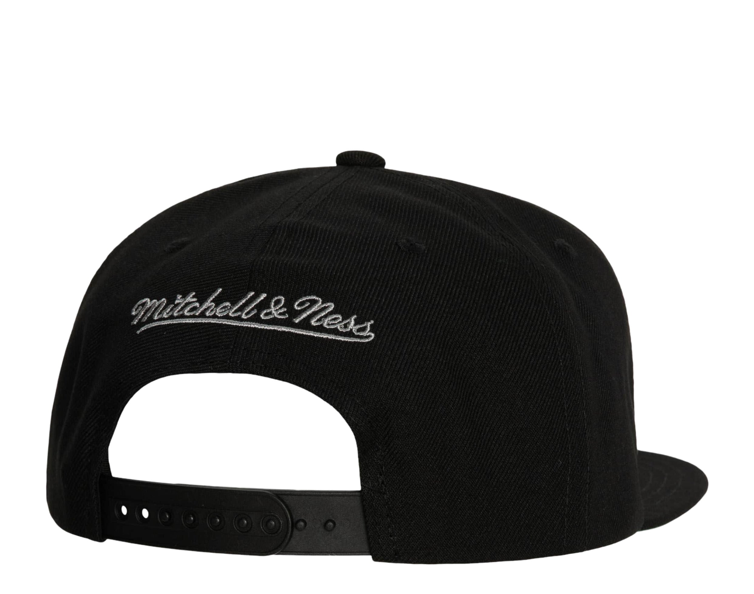 Mitchell & Ness NHL Los Angeles Kings Retro Lock Up Snapback Hat