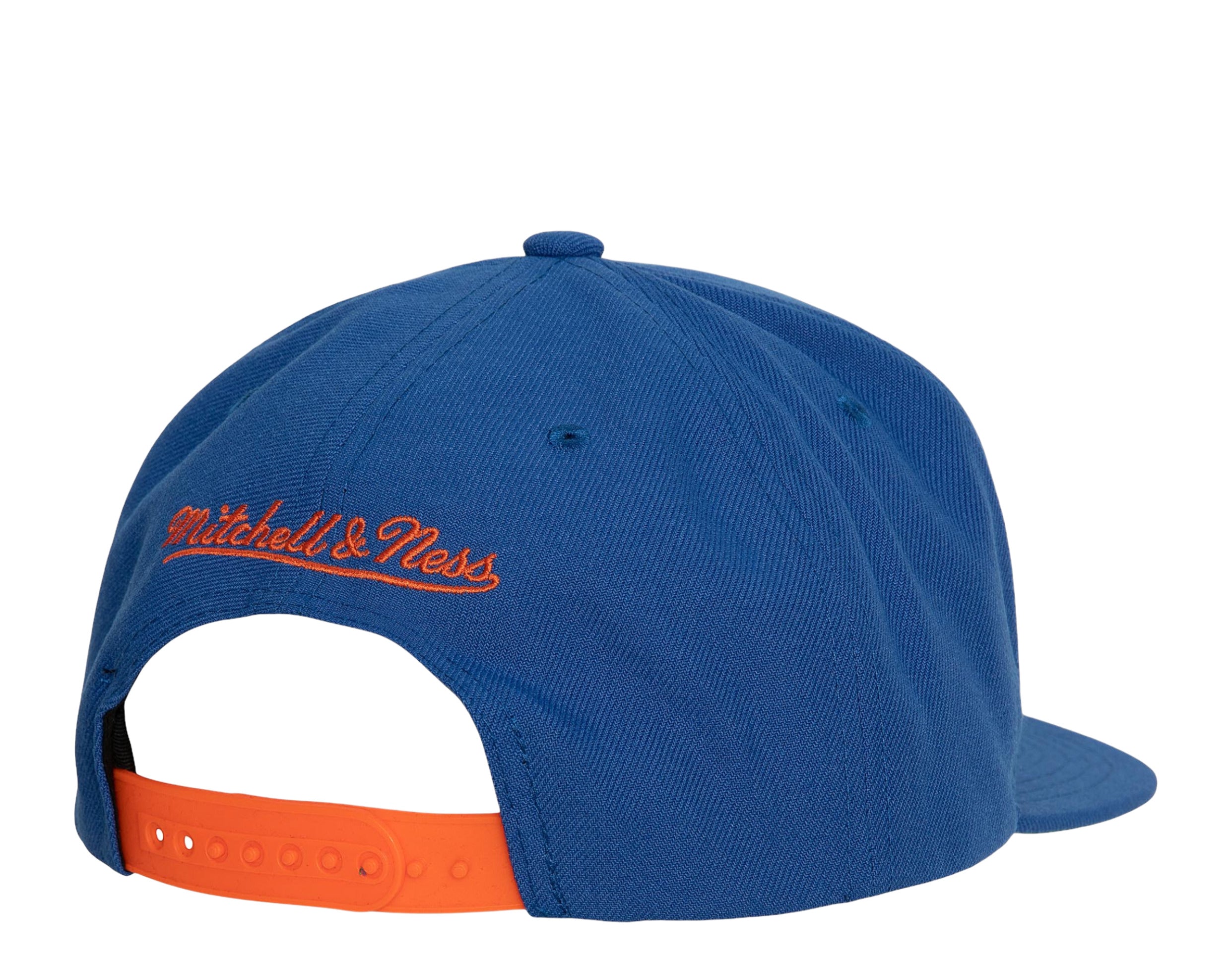 Mitchell & Ness NHL New York Islanders Retro Lock Up Snapback Hat