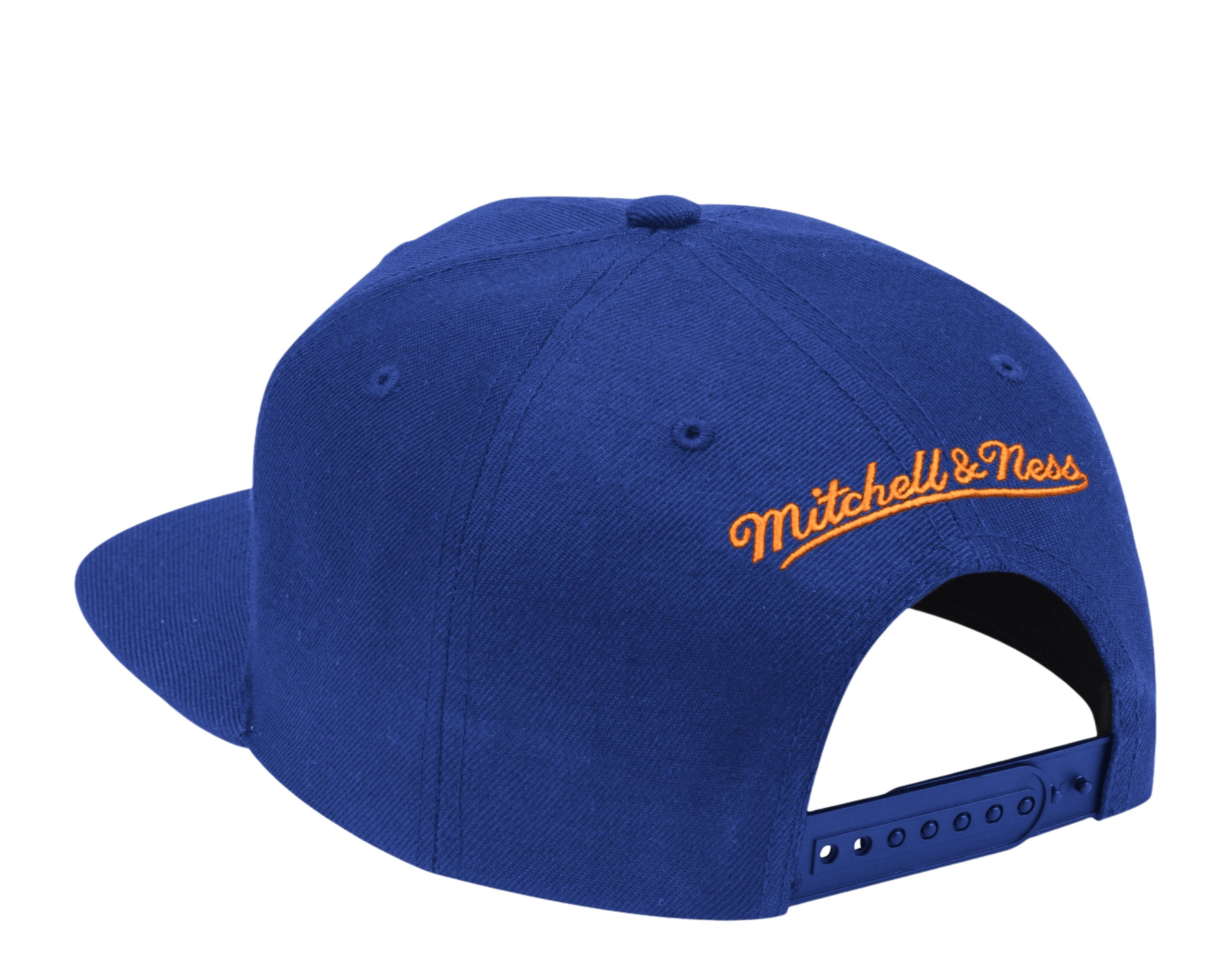 Mitchell & Ness NBA New York Knicks HWC Team Ground Snapback Hat