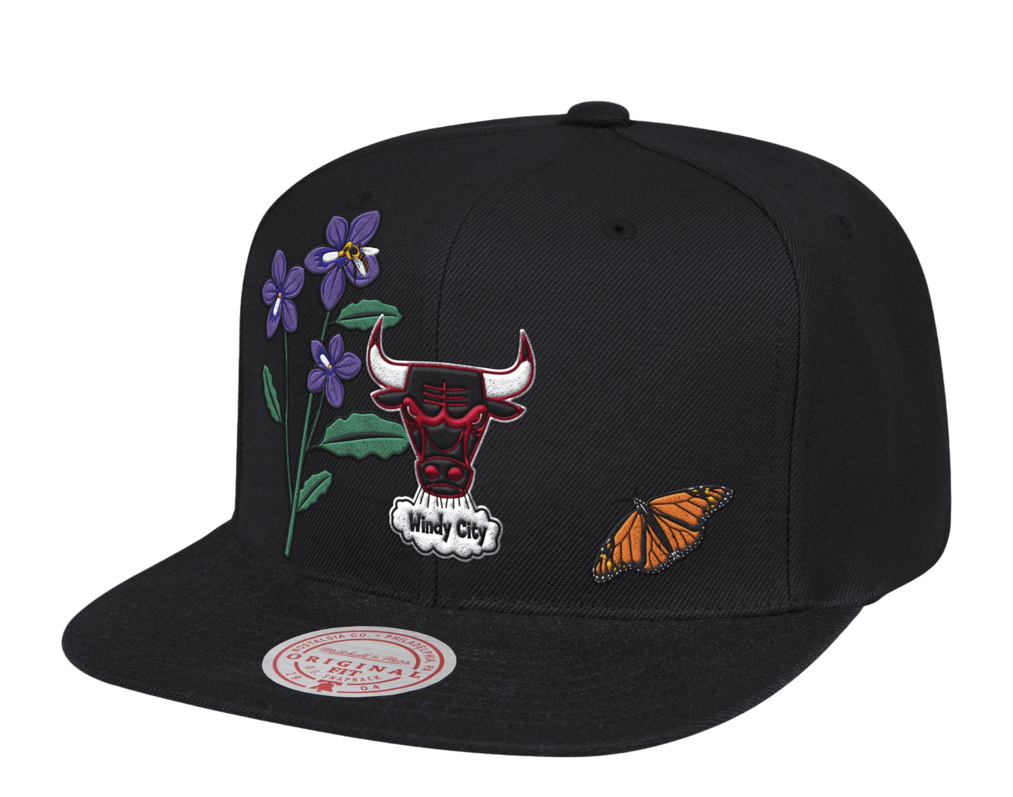 Sharktooth Snapback Tampa Bay Buccaneers - Shop Mitchell & Ness Snapbacks  and Headwear Mitchell & Ness Nostalgia Co.