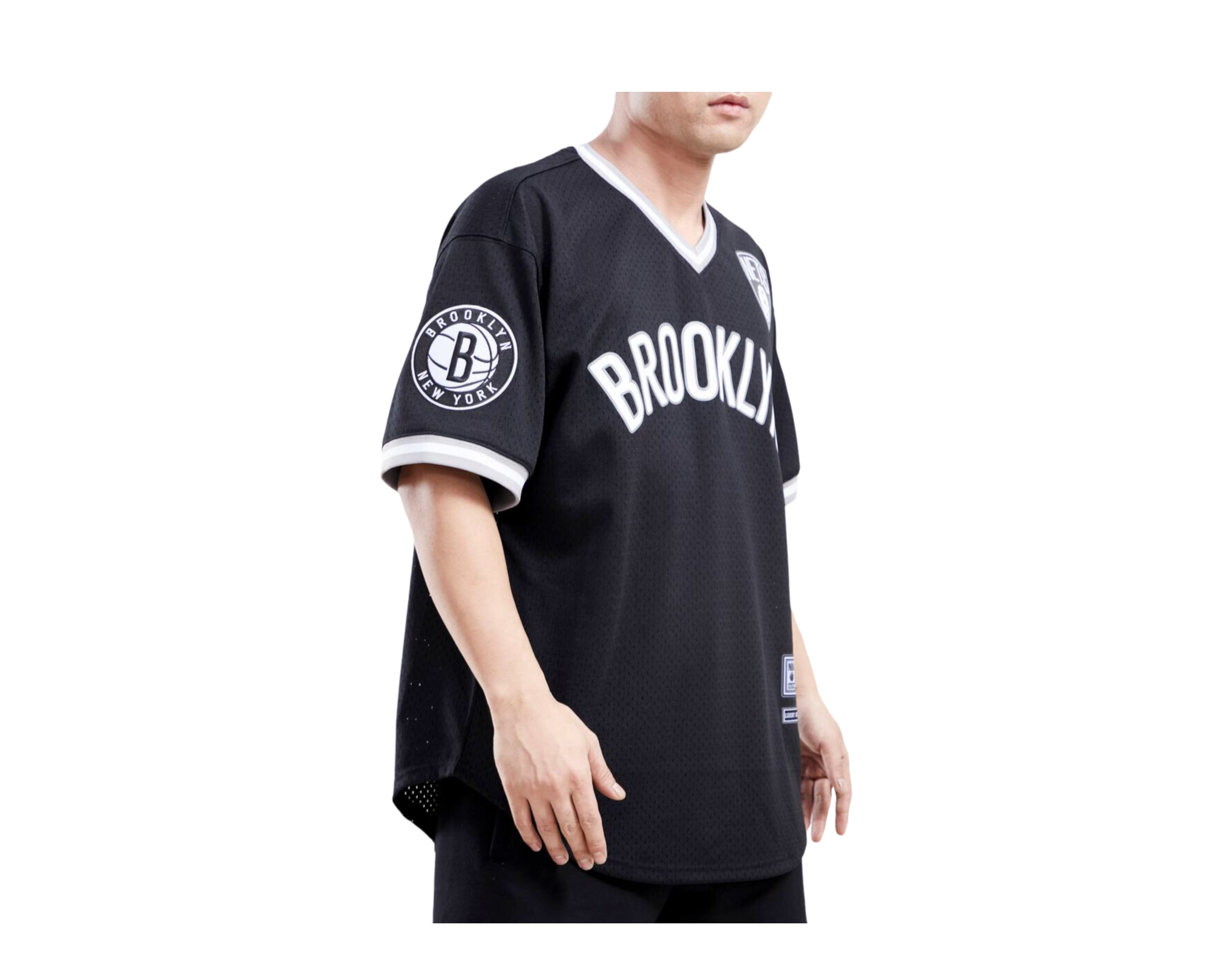 Pro Standard NBA Brooklyn Nets Logo Pro Team Short Sleeve Mesh Shirt