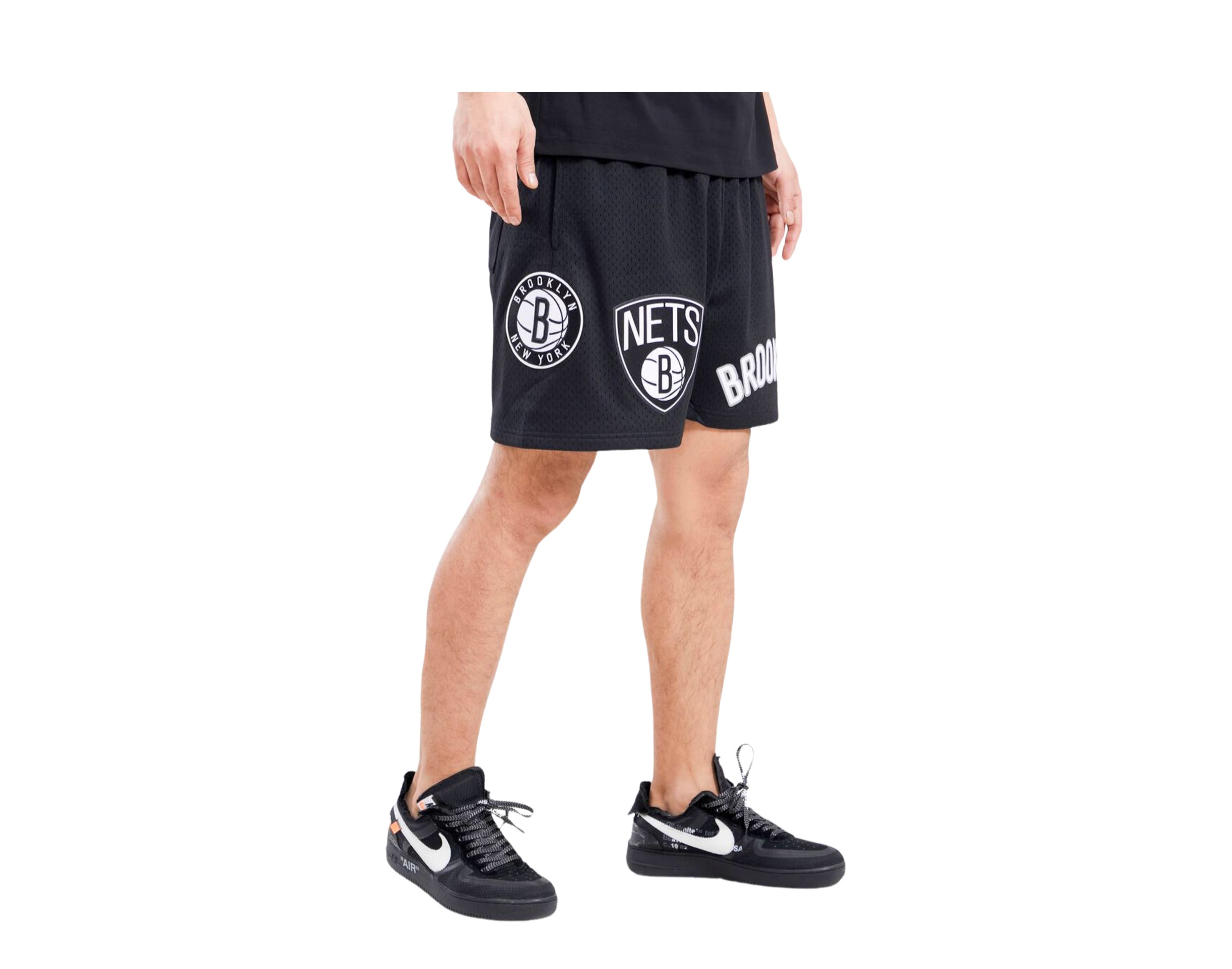 Pro Standard NBA Brooklyn Nets Logo Pro Team Mesh Shorts