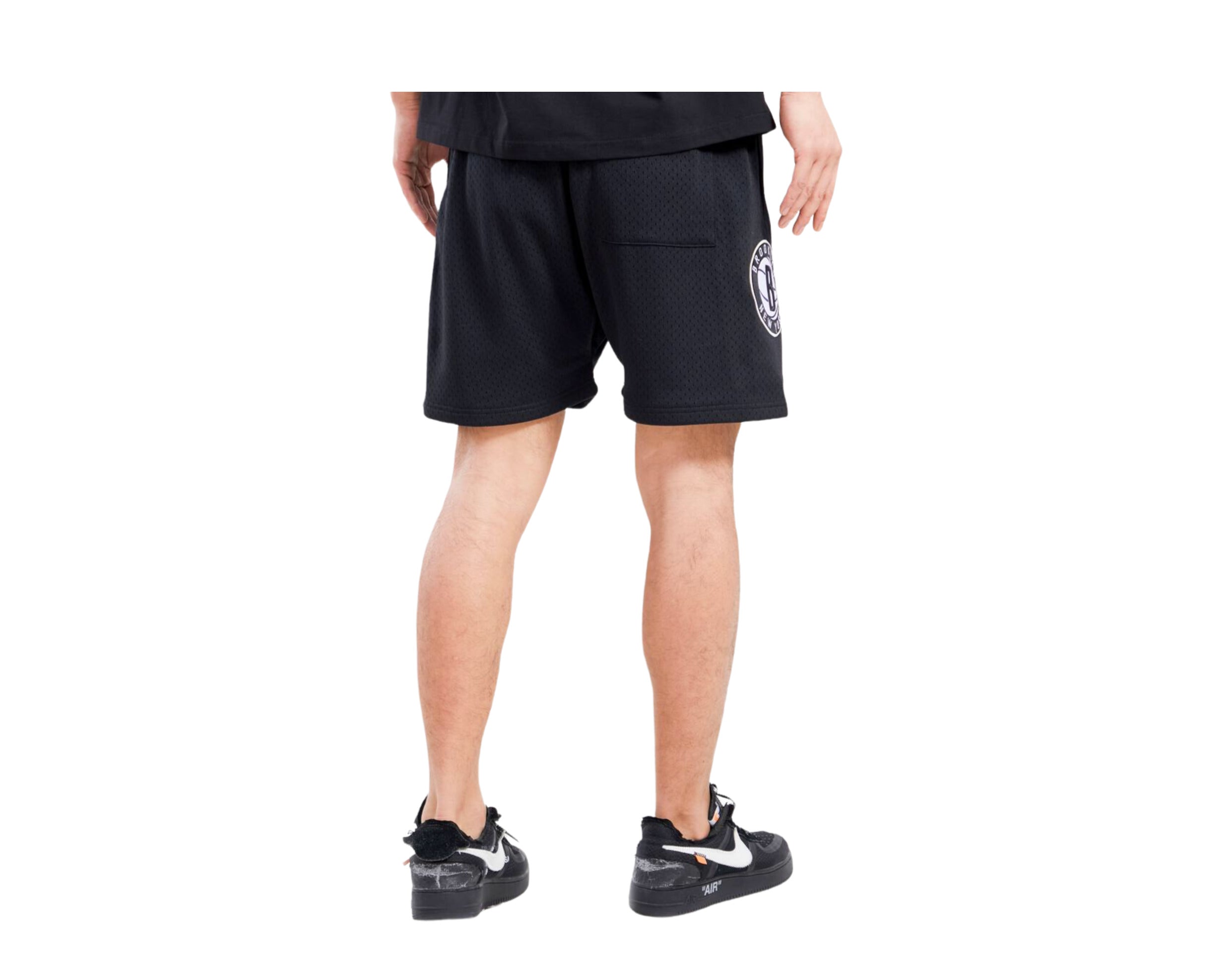 Pro Standard NBA Brooklyn Nets Logo Pro Team Mesh Shorts