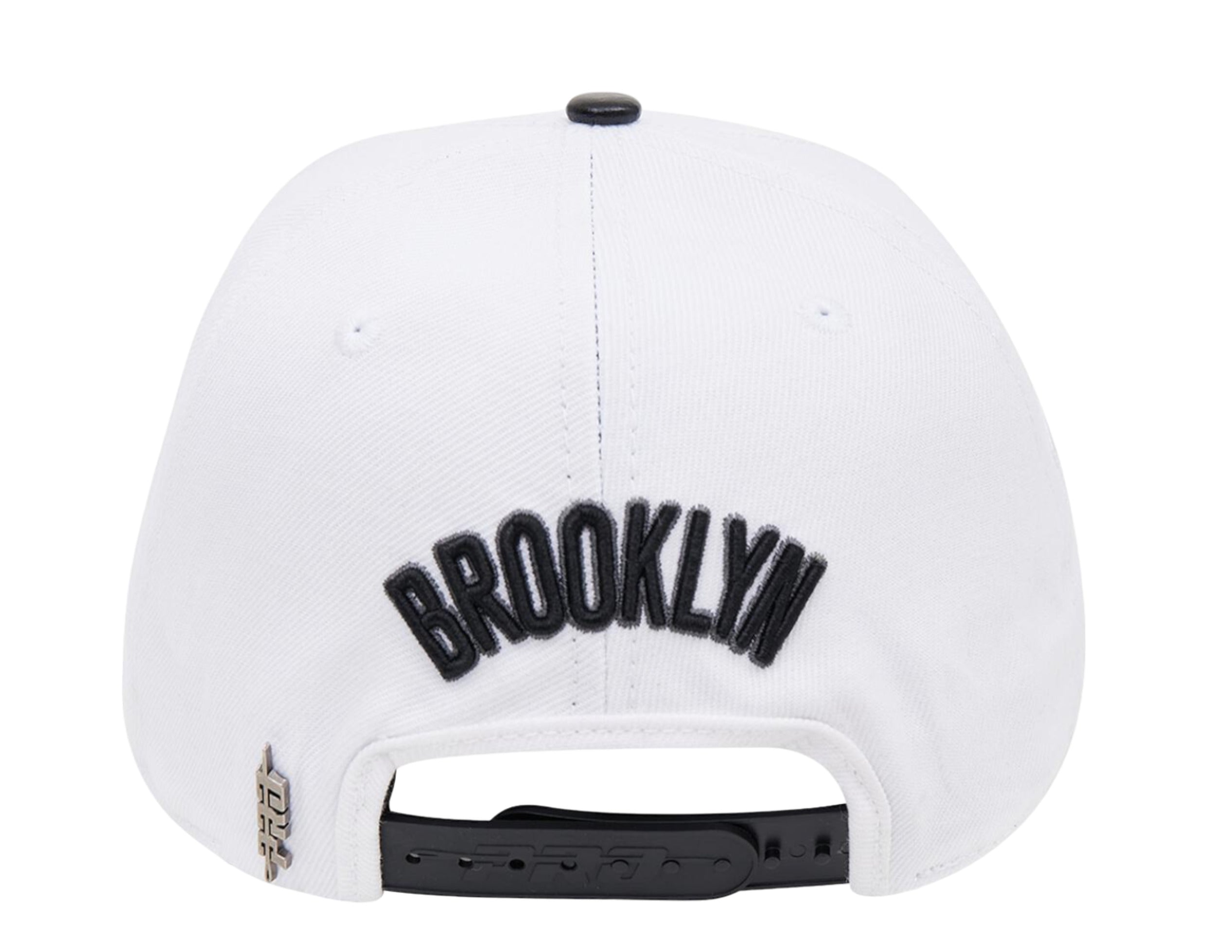 Pro Standard NBA Brooklyn Nets Logo Snapback Hat