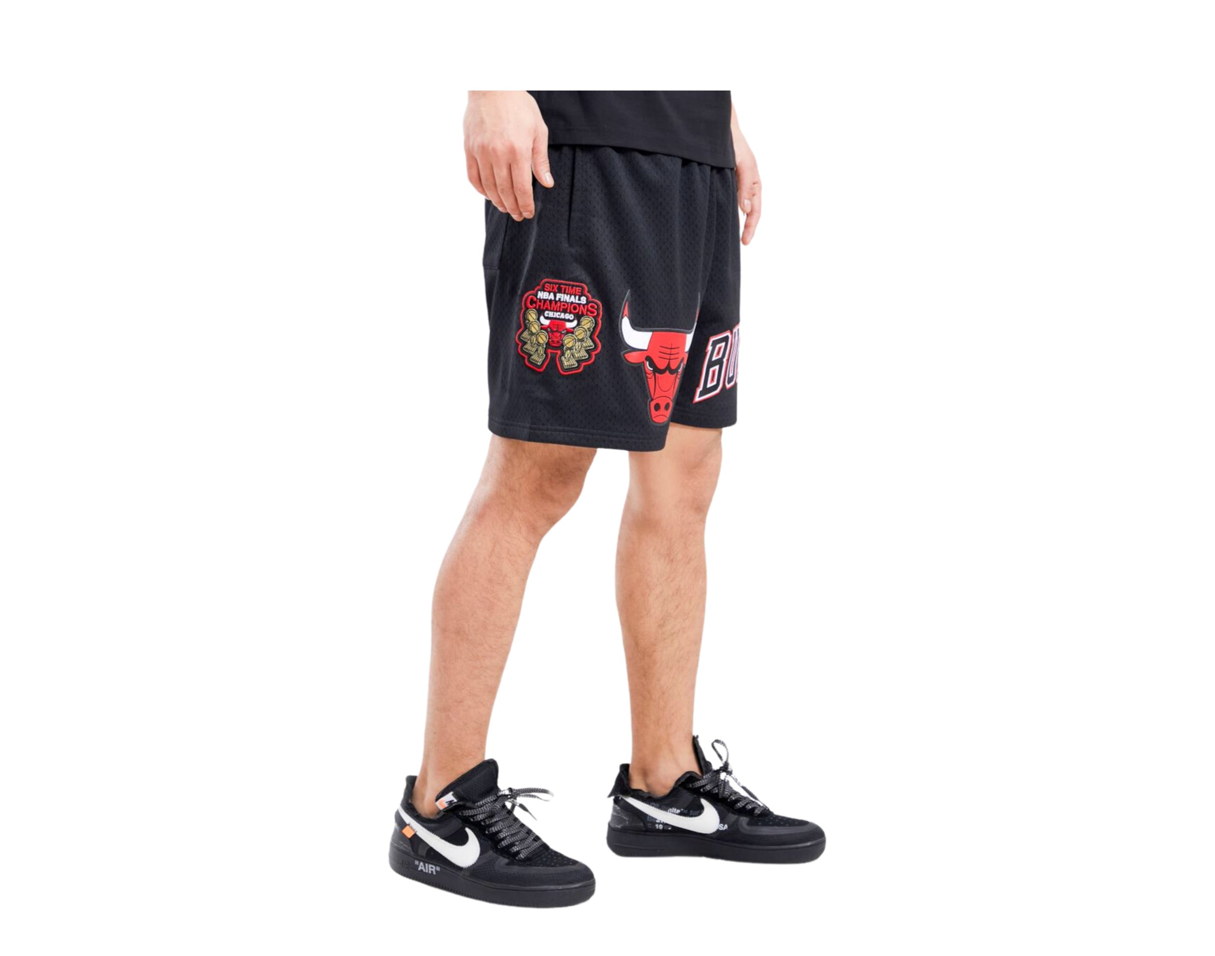 Pro Standard NBA Chicago Bulls Logo Pro Team Mesh Shorts