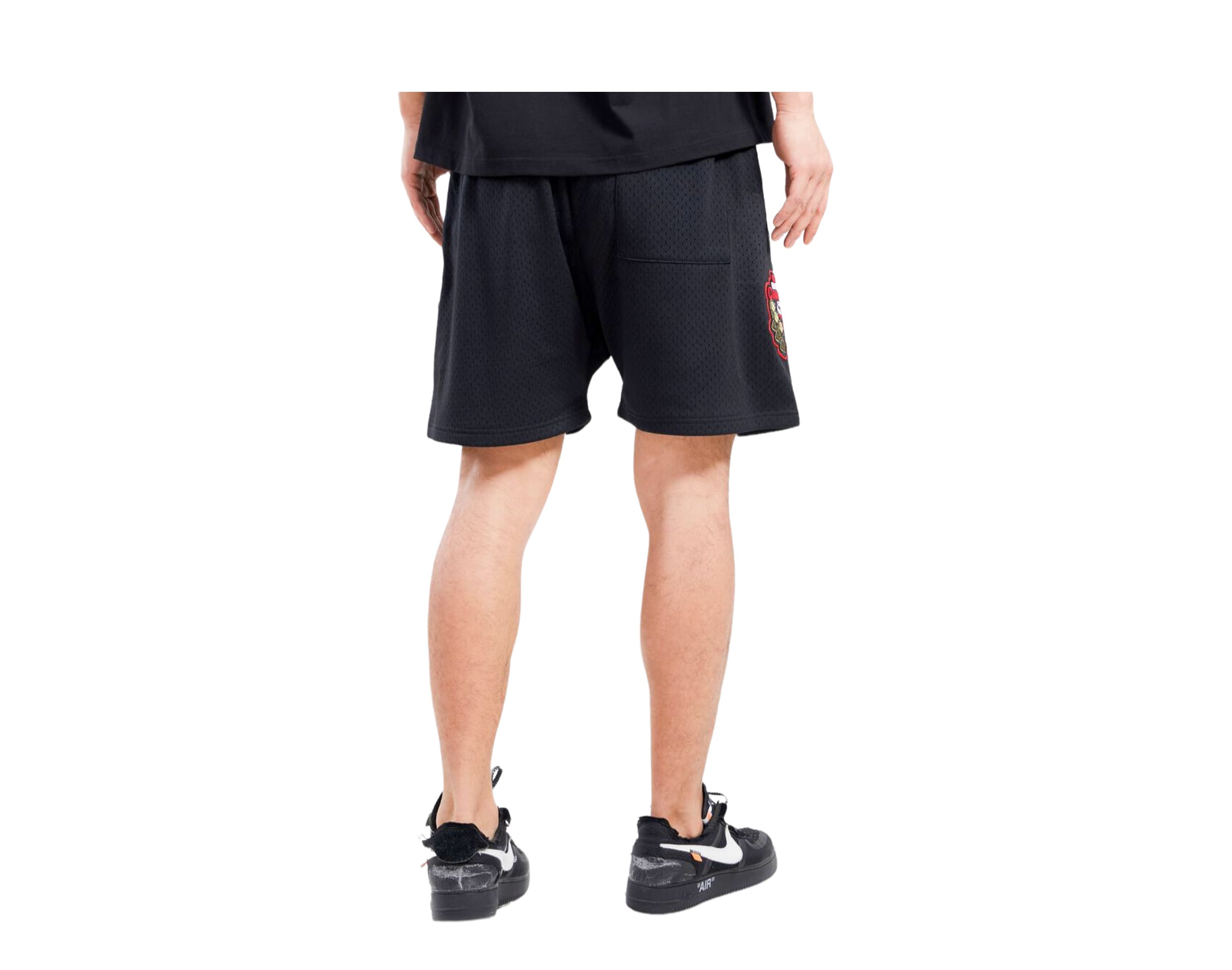 Pro Standard NBA Chicago Bulls Logo Pro Team Mesh Shorts