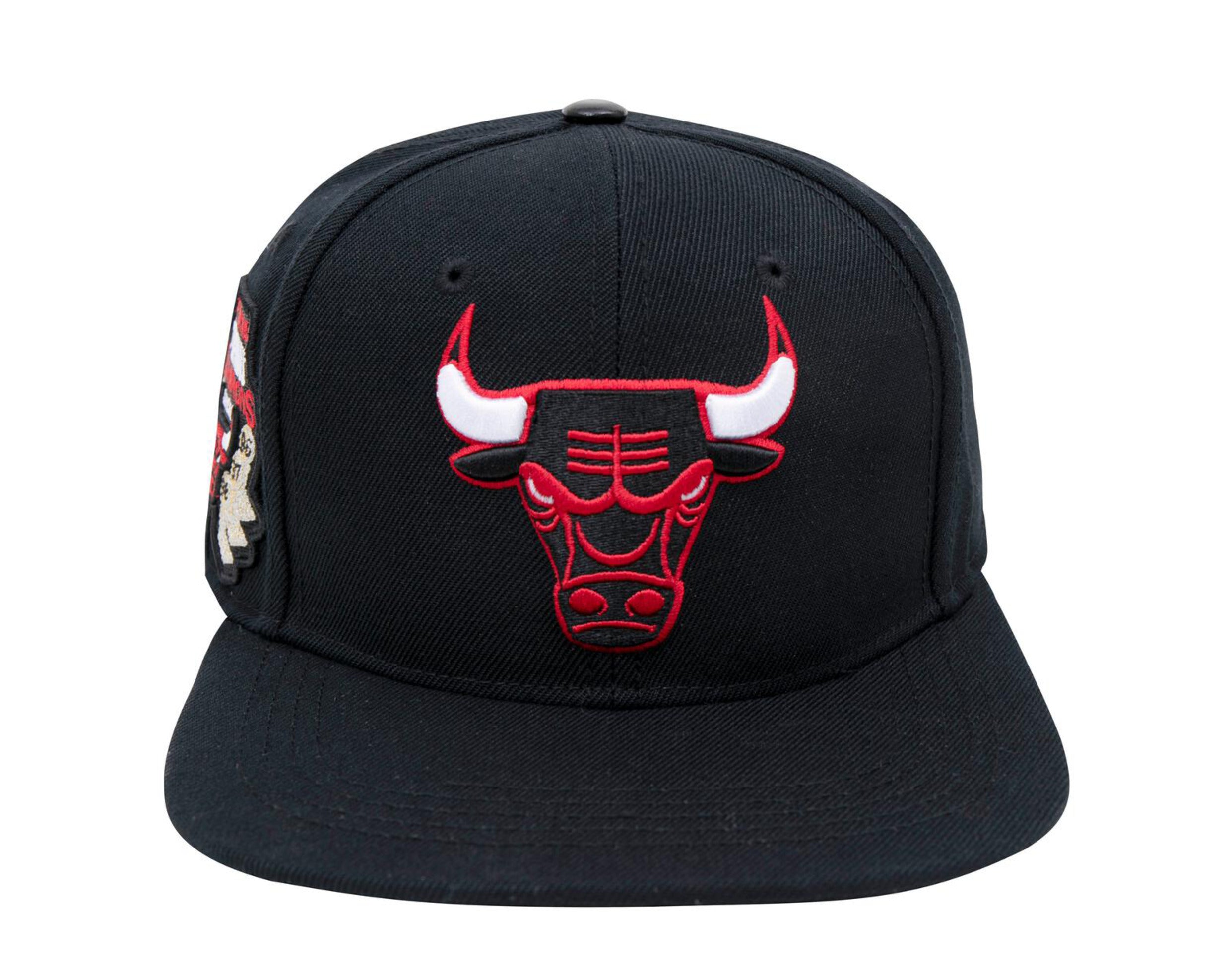 Pro Standard NBA Chicago Bulls Team Logo Snapback Hat W/ Pink Undervisor