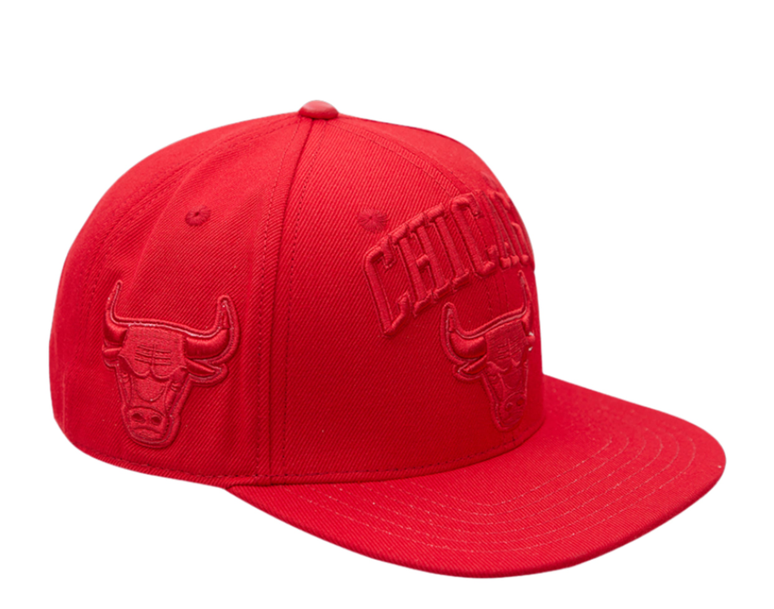 Pro Standard NBA Chicago Bulls Triple Red Snapback Hat