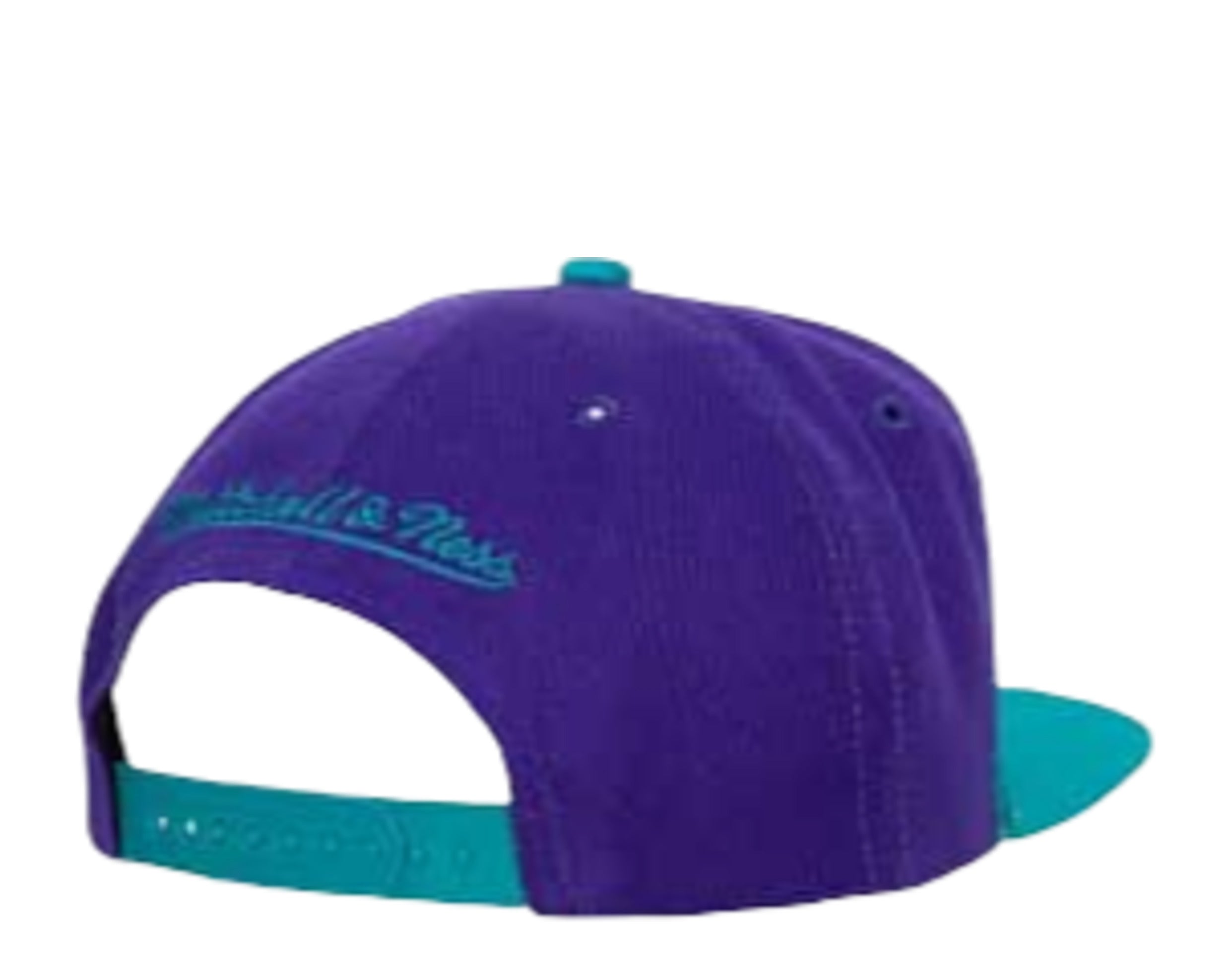 Mitchell & Ness NBA Charlotte Hornets Sharktooth HWC Snapback Hat