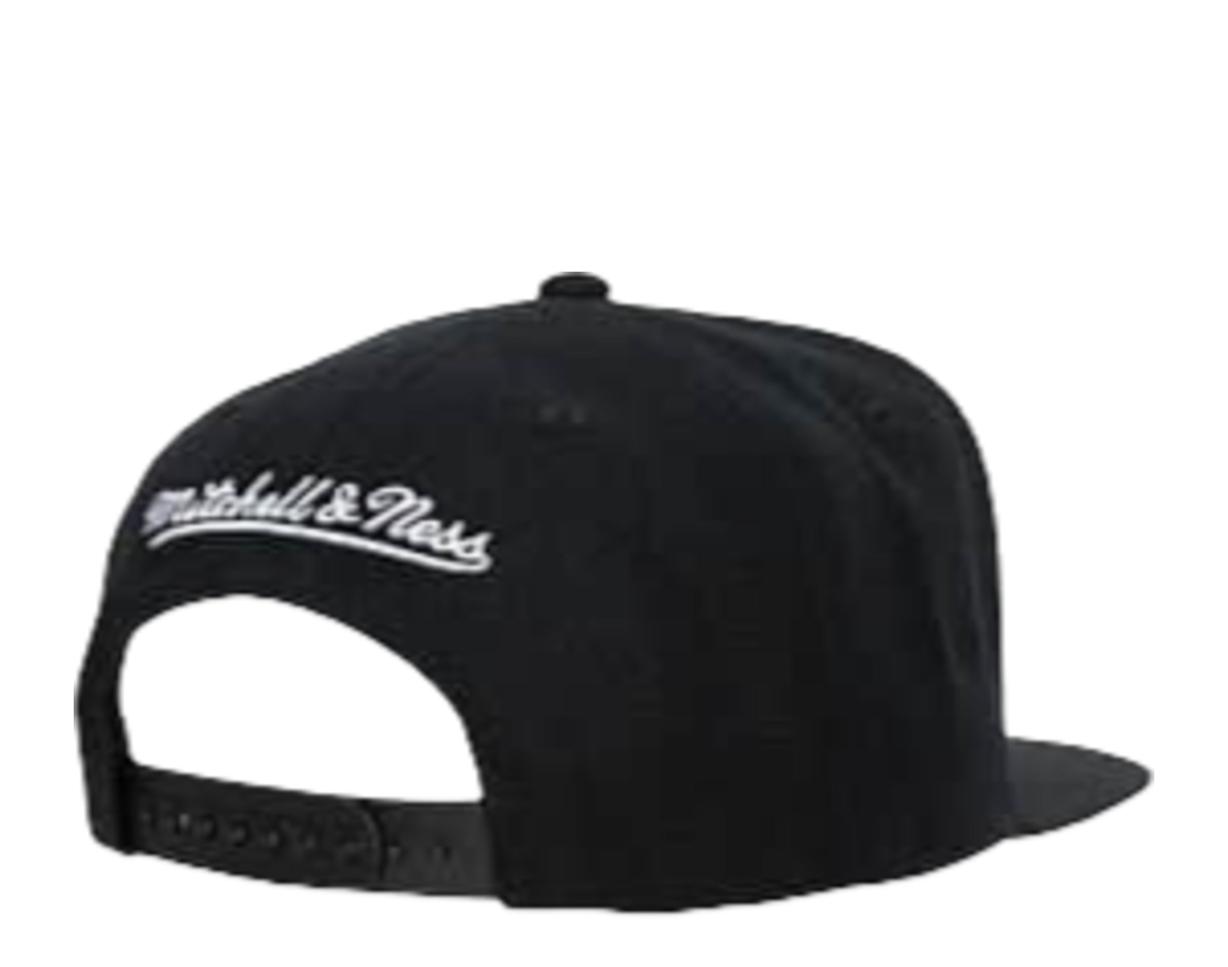 Mitchell & Ness NBA Brooklyn Nets Team Ground 2.0 Snapback Hat