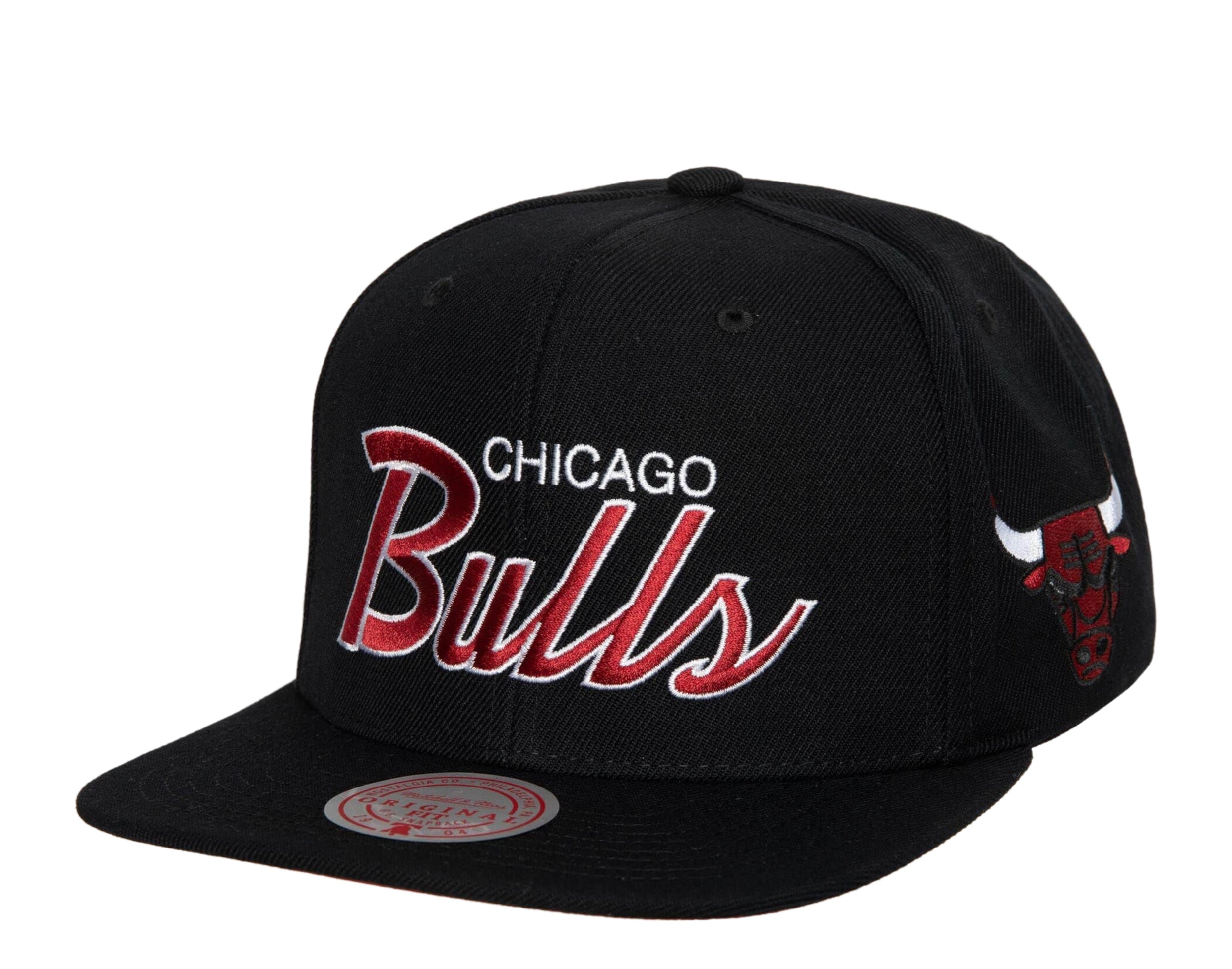 Mitchell & Ness NBA Chicago Bulls Team Script 2.0 Snapback Hat