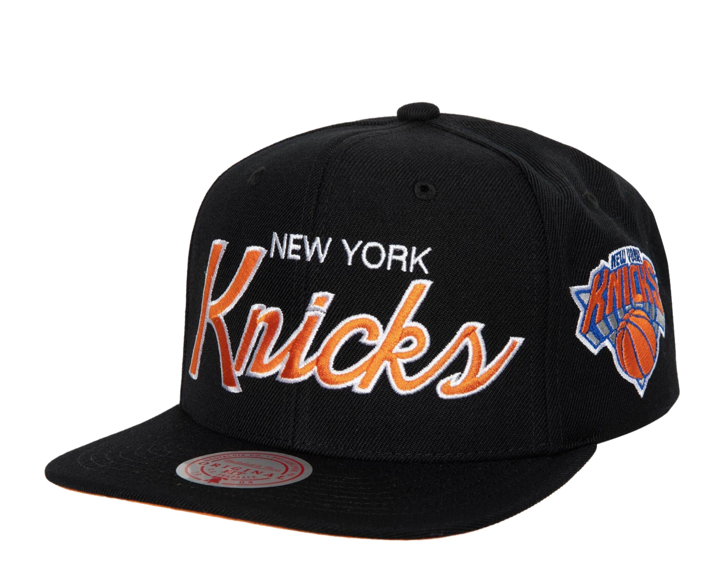 Mitchell & Ness NBA New York Knicks Team Script 2.0 Snapback Hat