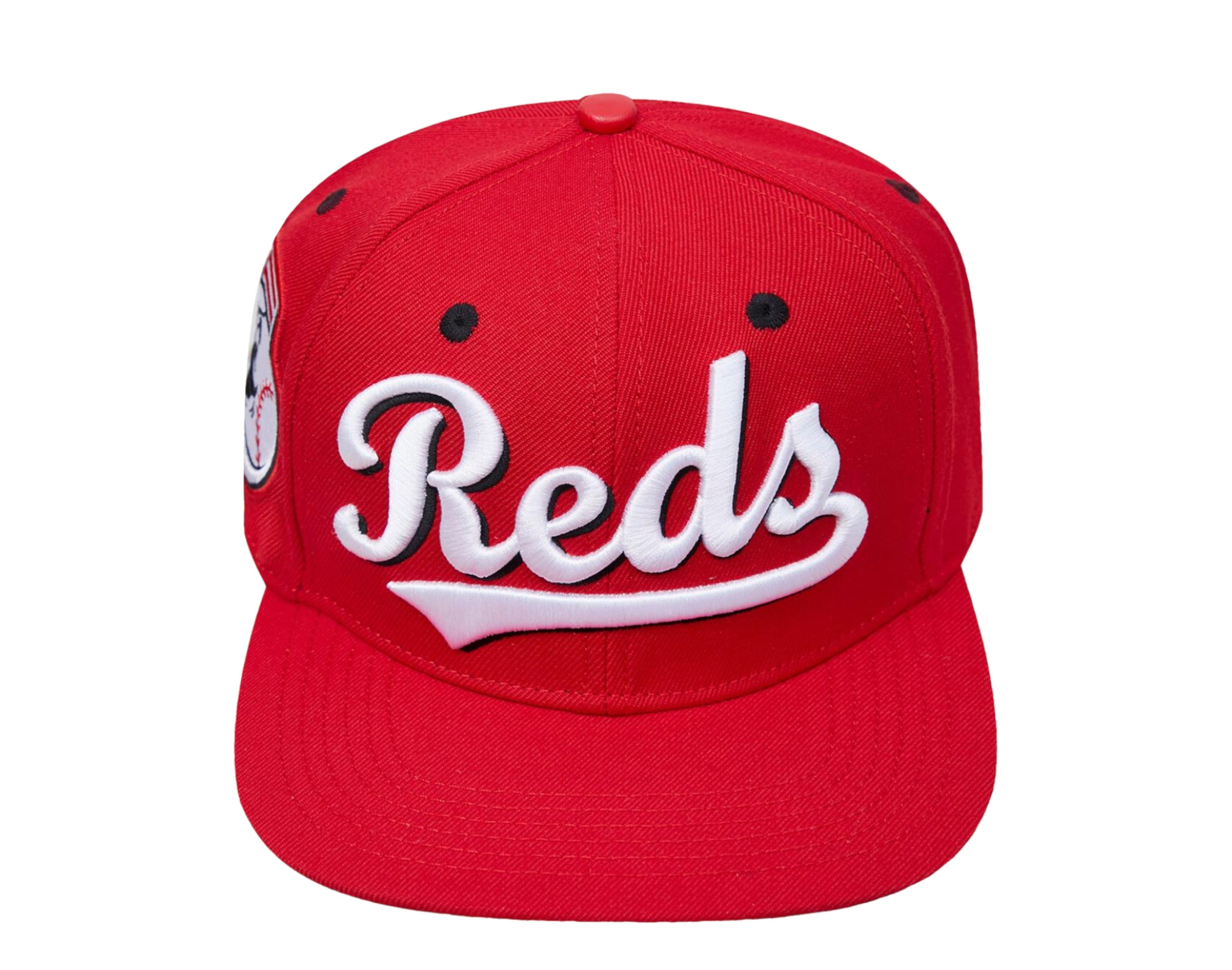 Pro Standard MLB Cincinnati Reds Retro Classic Wordmark Logo Snapback Hat