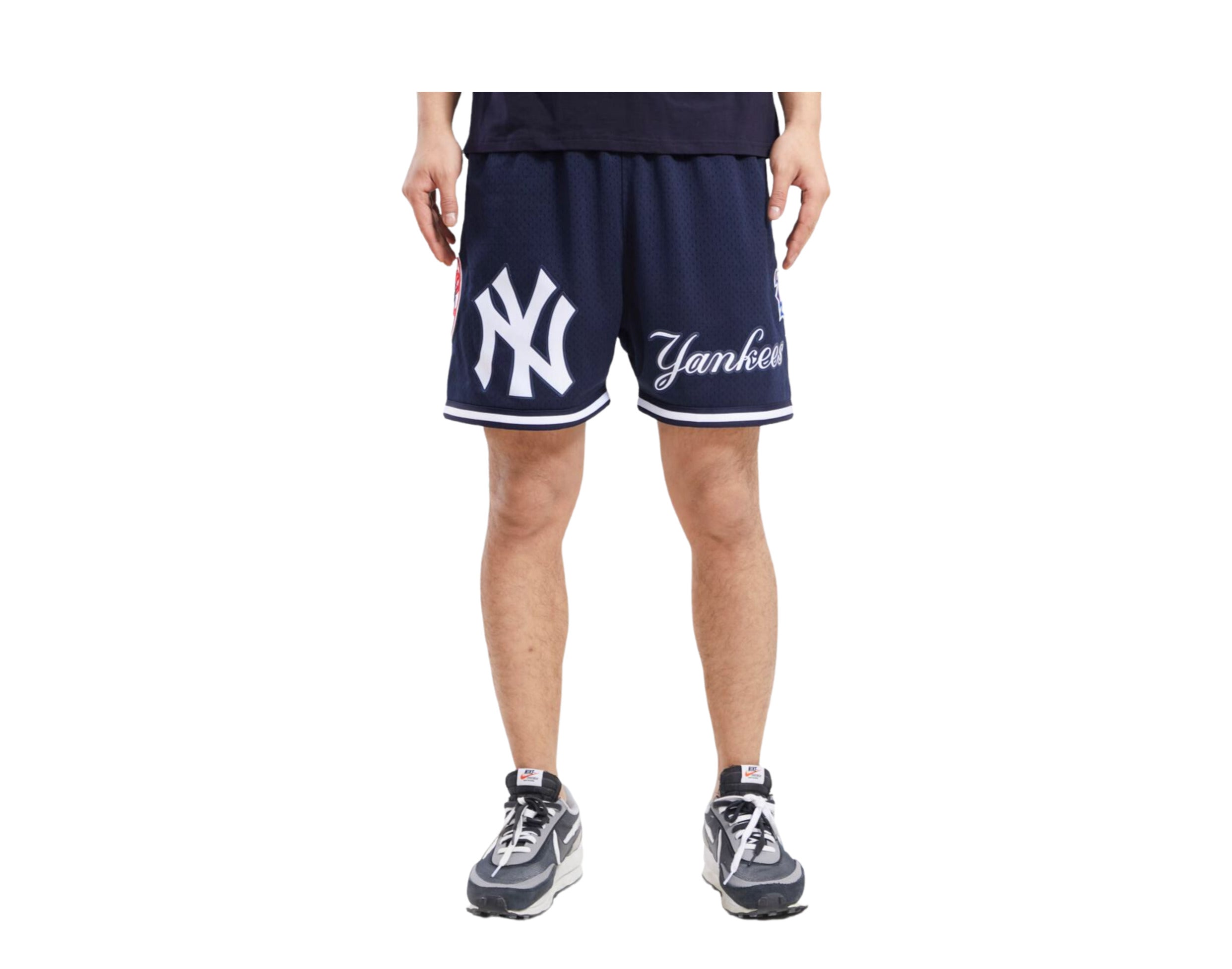 Pro Standard MLB New York Yankees Logo Mesh Shorts