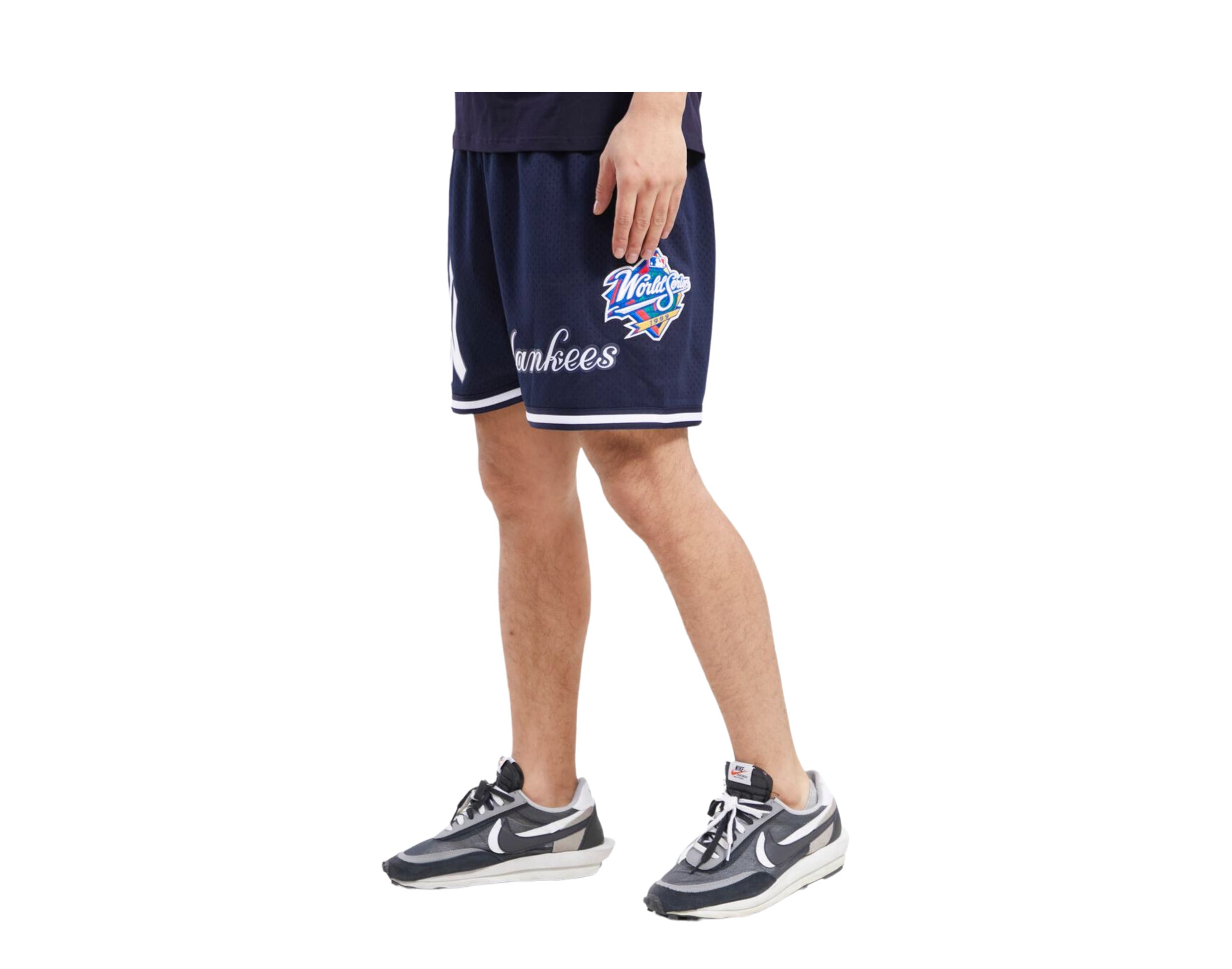 Pro Standard MLB New York Yankees Logo Mesh Shorts