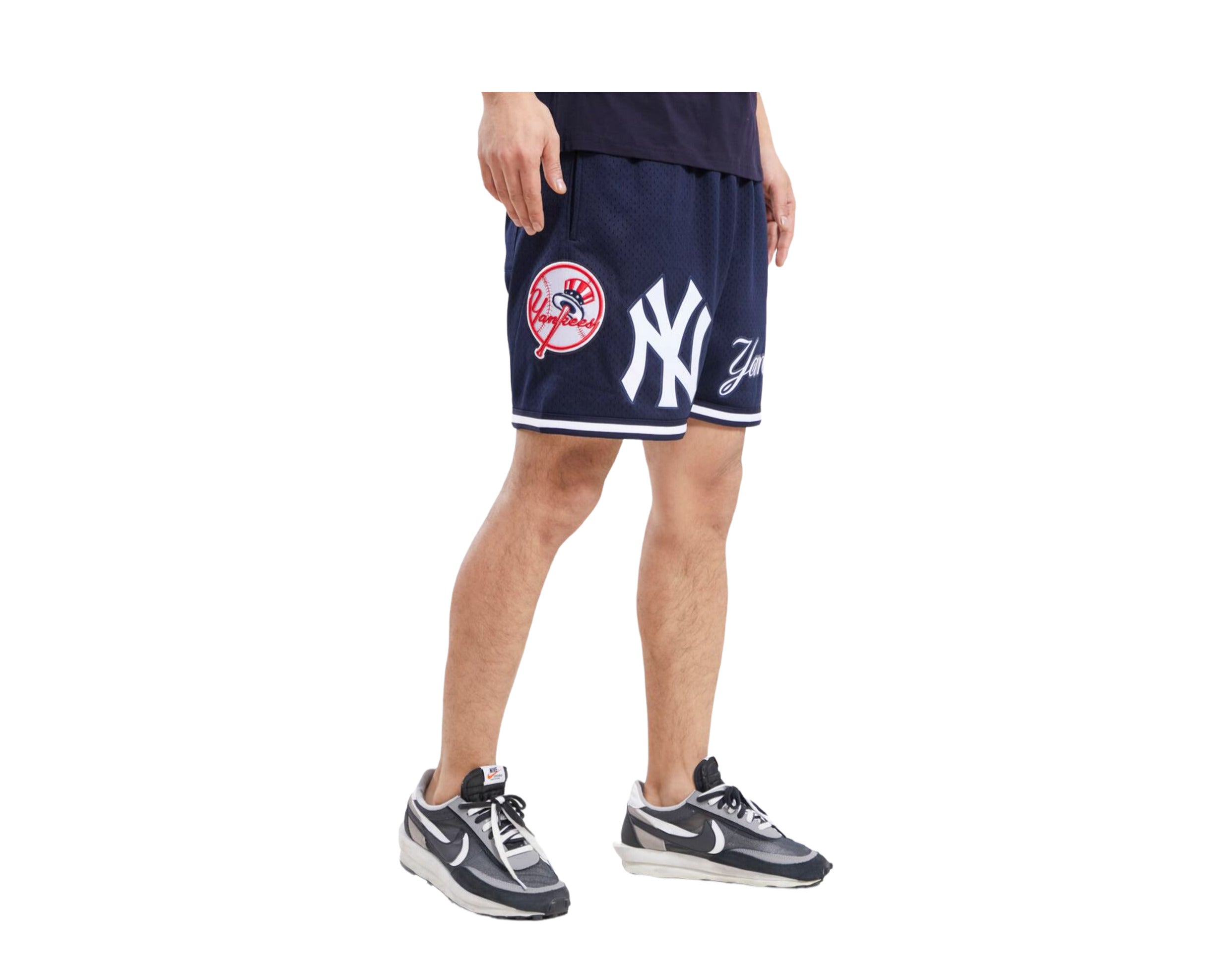 Pro Standard MLB New York Yankees Logo Mesh Shorts