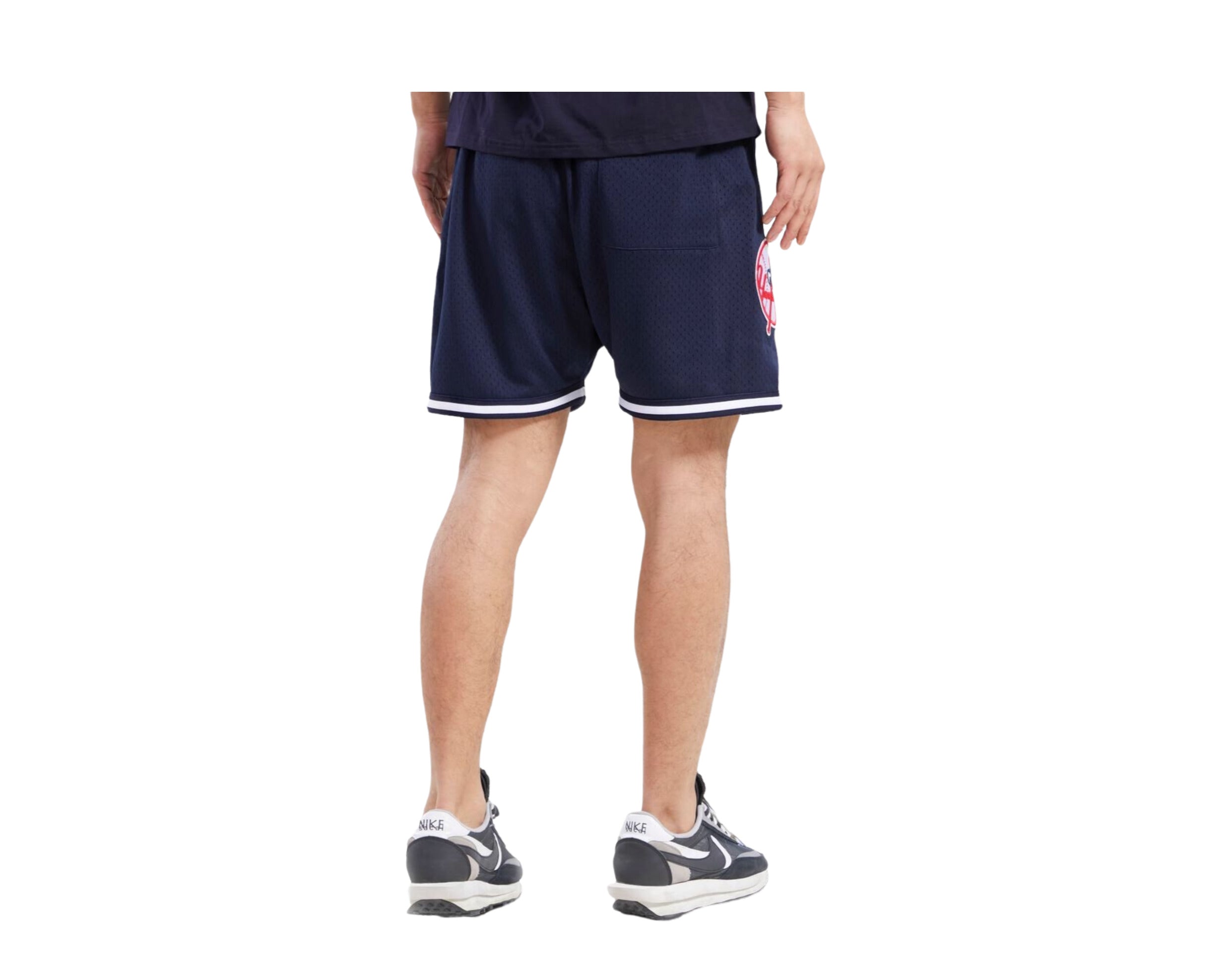 Pro Standard MLB New York Yankees Logo Mesh Shorts