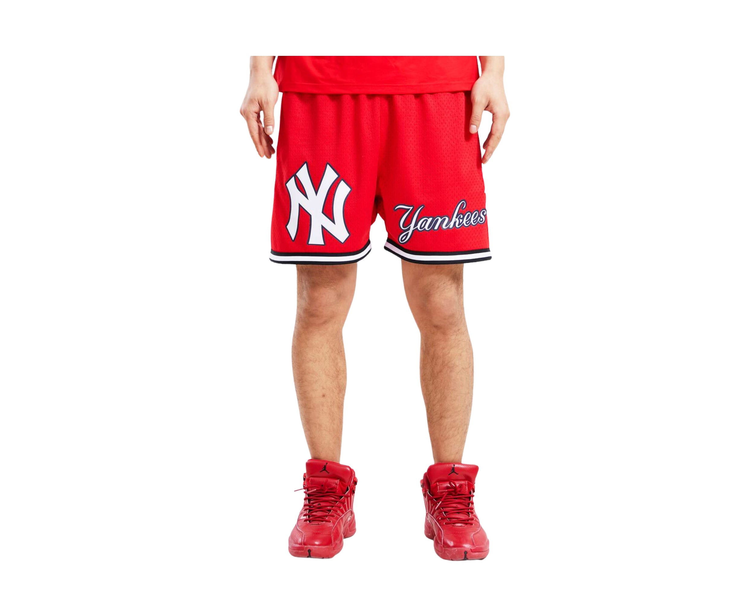 Pro Standard MLB New York Yankees Logo Mesh Shorts