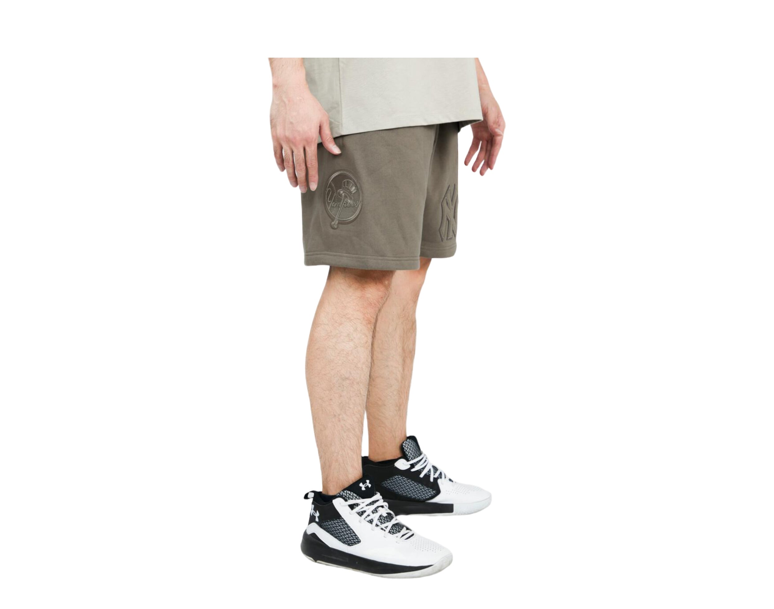 Pro Standard New York Yankees Shorts