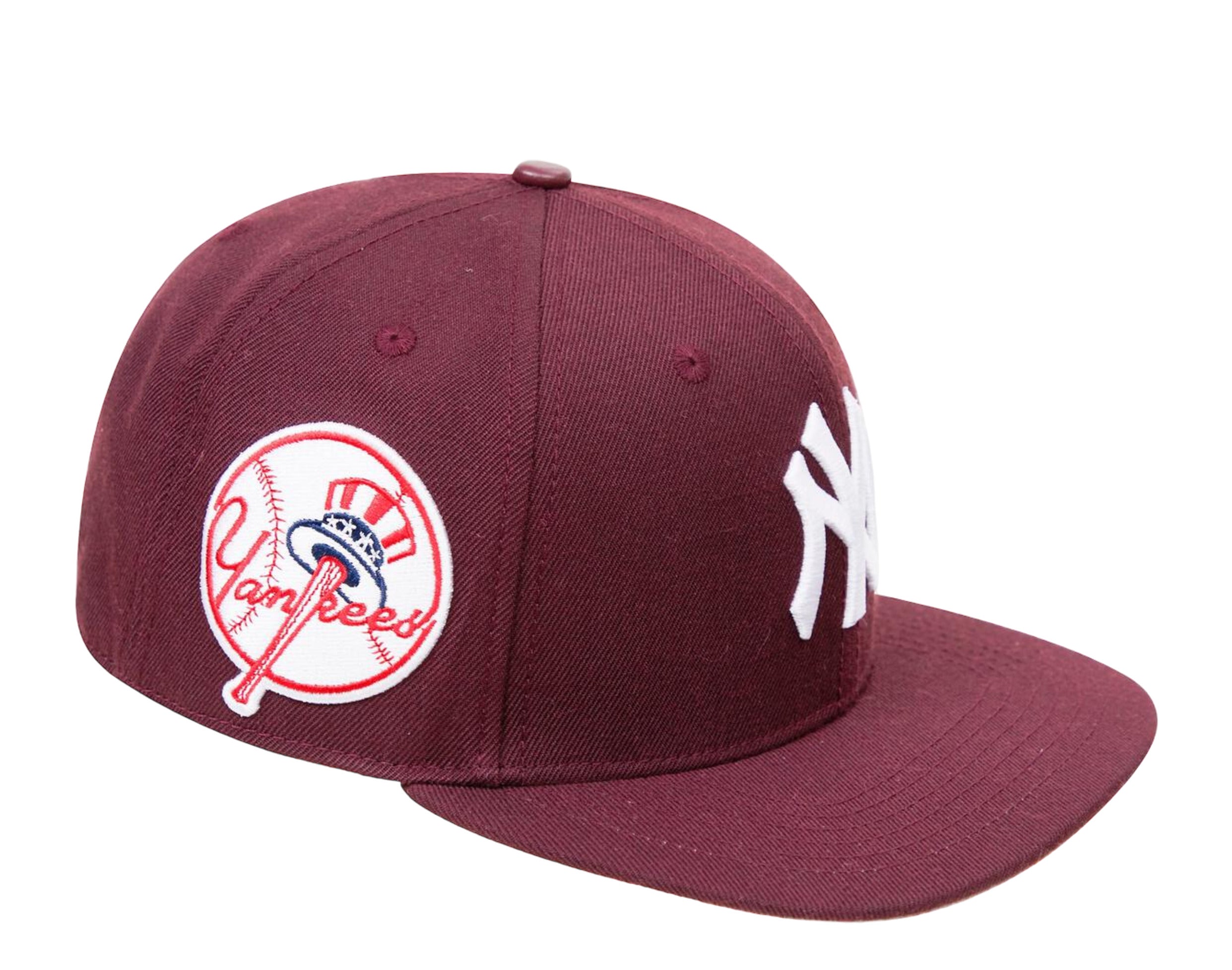 Pro Standard MLB New York Yankees Logo Snapback Hat