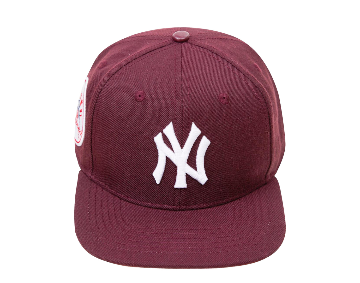 Pro Standard MLB New York Yankees Logo Snapback Hat