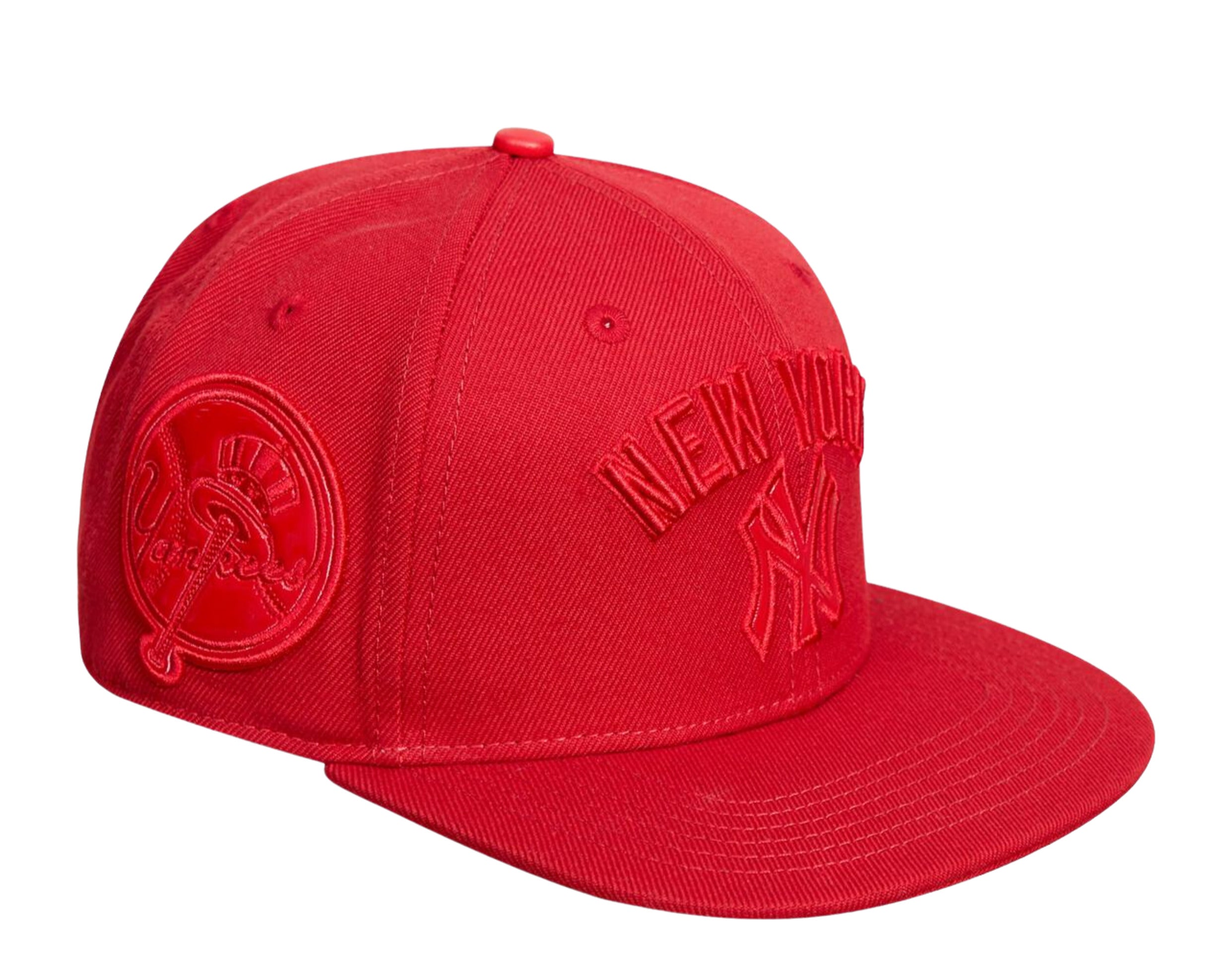 Pro Standard MLB New York Yankees Triple Red Snapback Hat