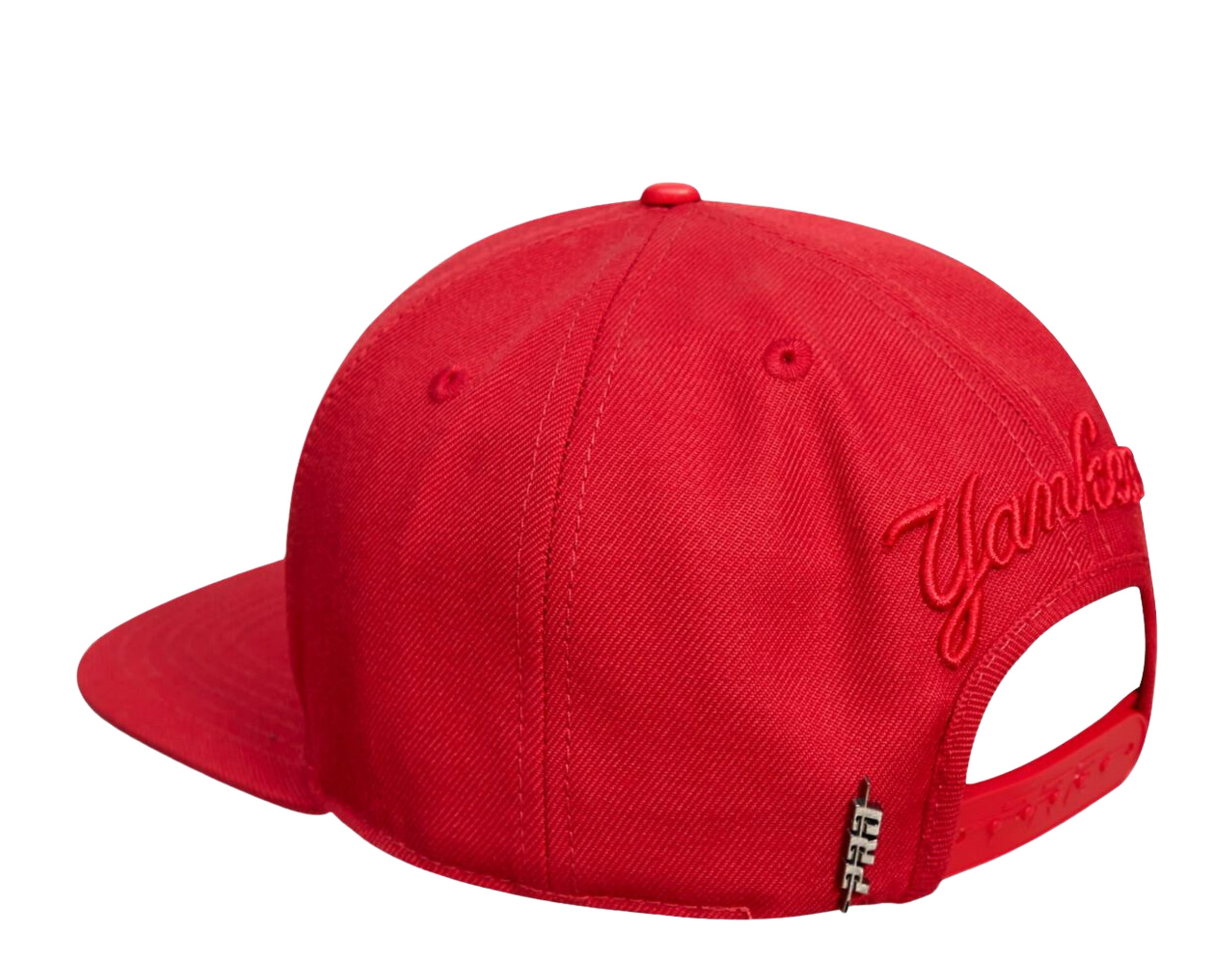 Pro Standard MLB New York Yankees Triple Red Snapback Hat