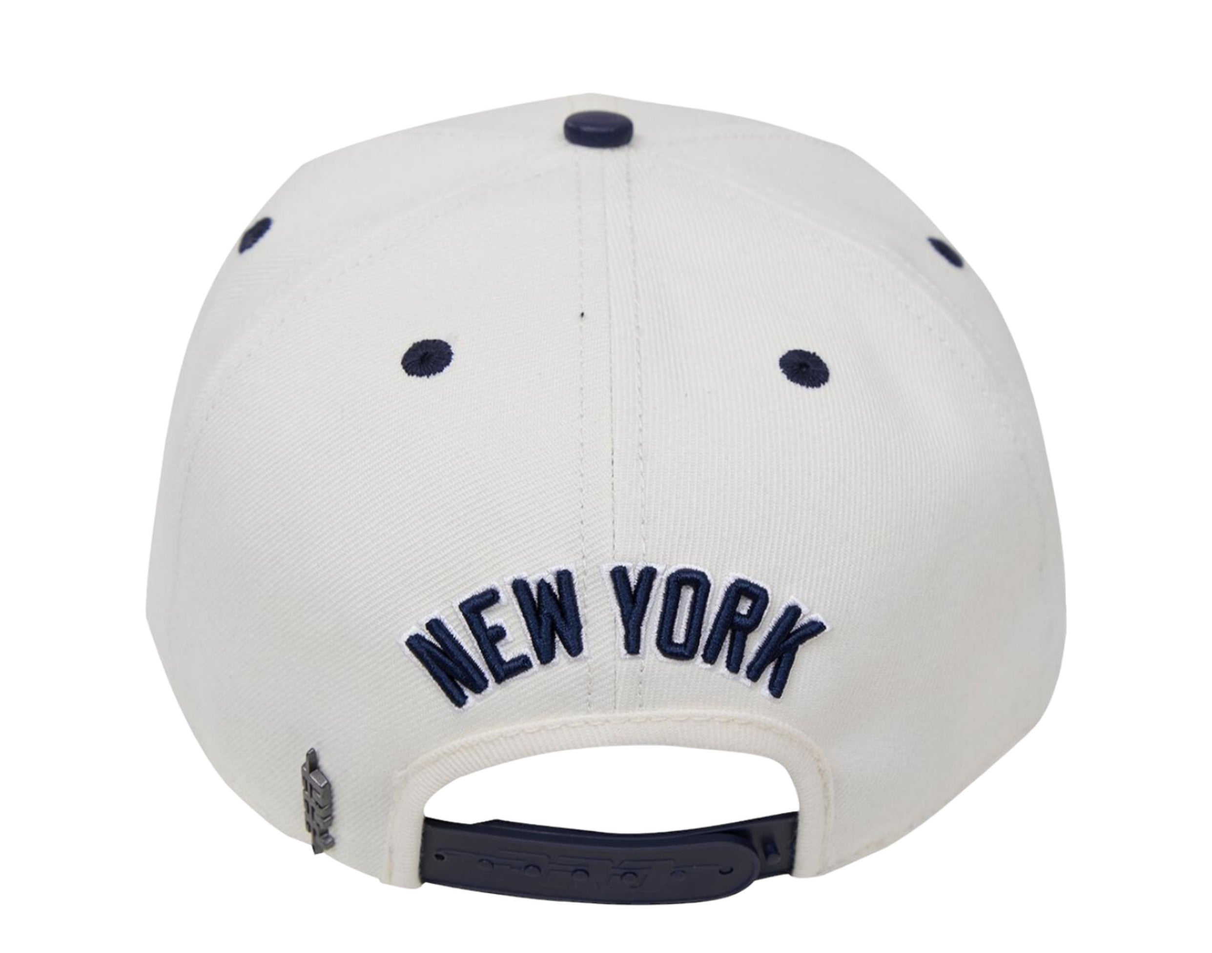 Pro Standard MLB New York Yankees Retro Classic Logo Snapback Hat