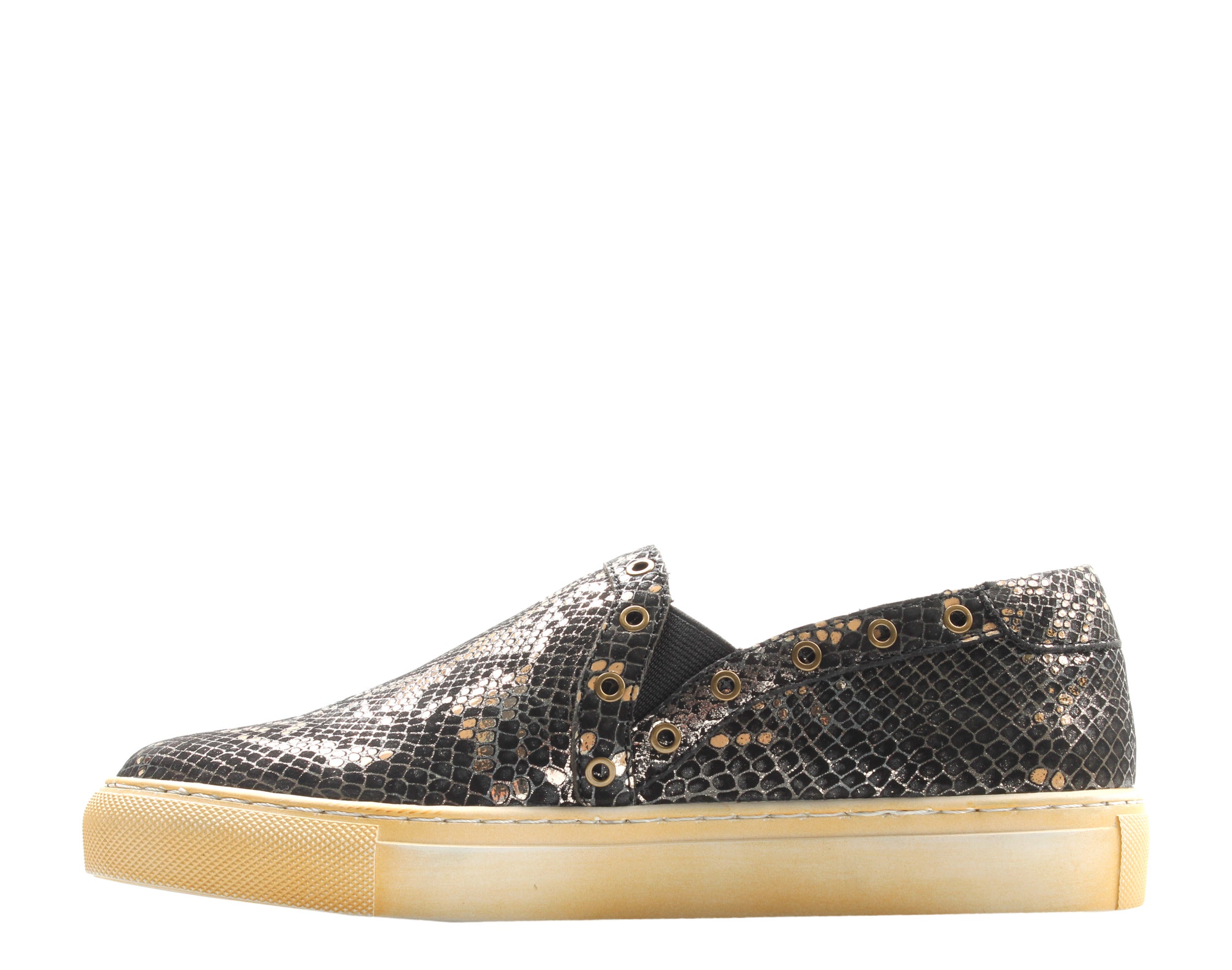 Chocolat Blu Neve Women's Slip-On Sneaker