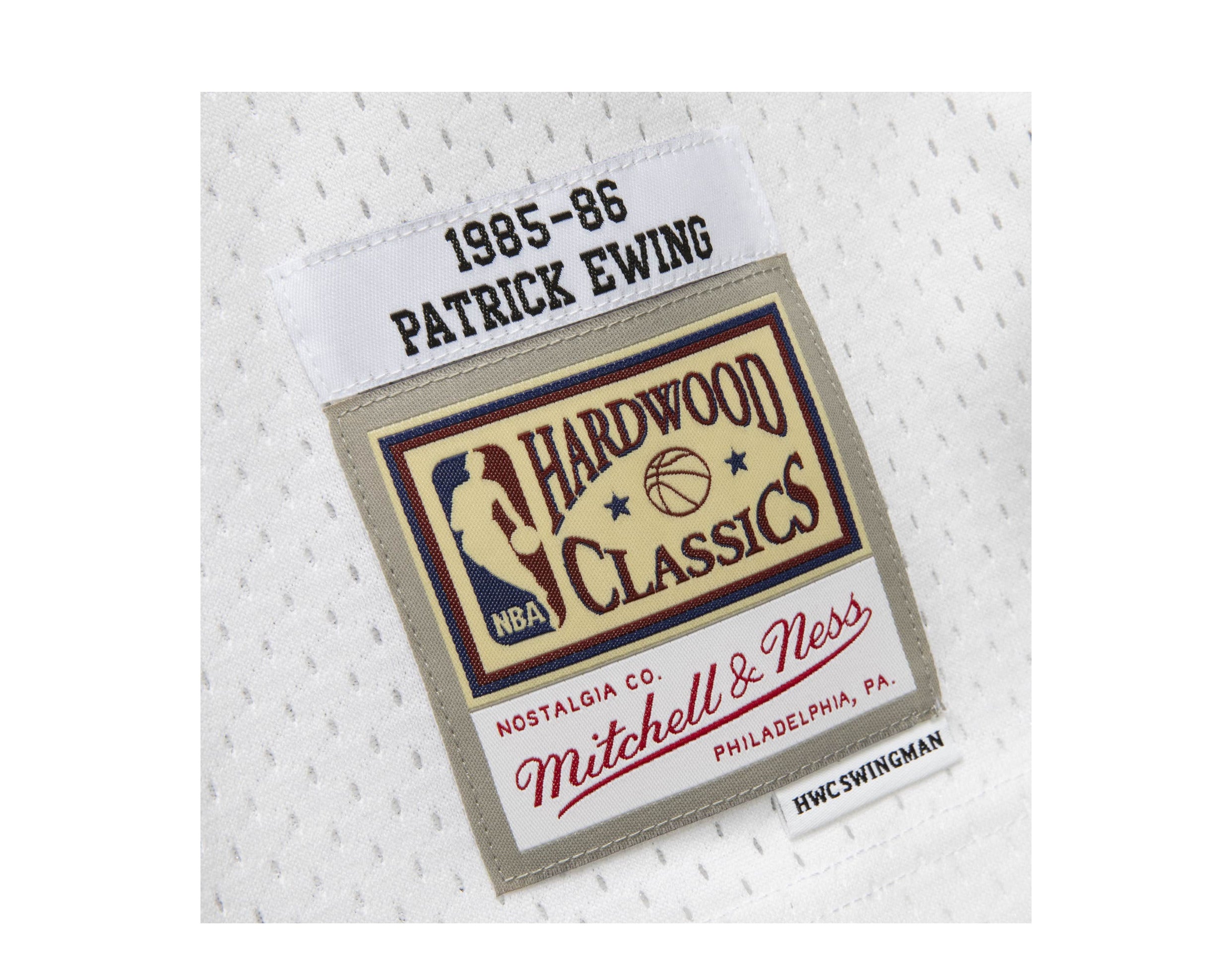 Mitchell & Ness NBA Swingman New York Knicks Home 1985-86 Patrick Ewing Men's Jersey
