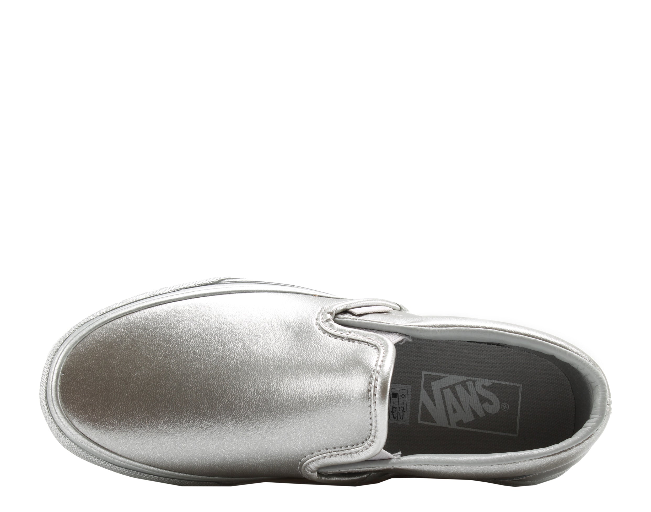 Vans Classic Slip On Low Top Sneakers